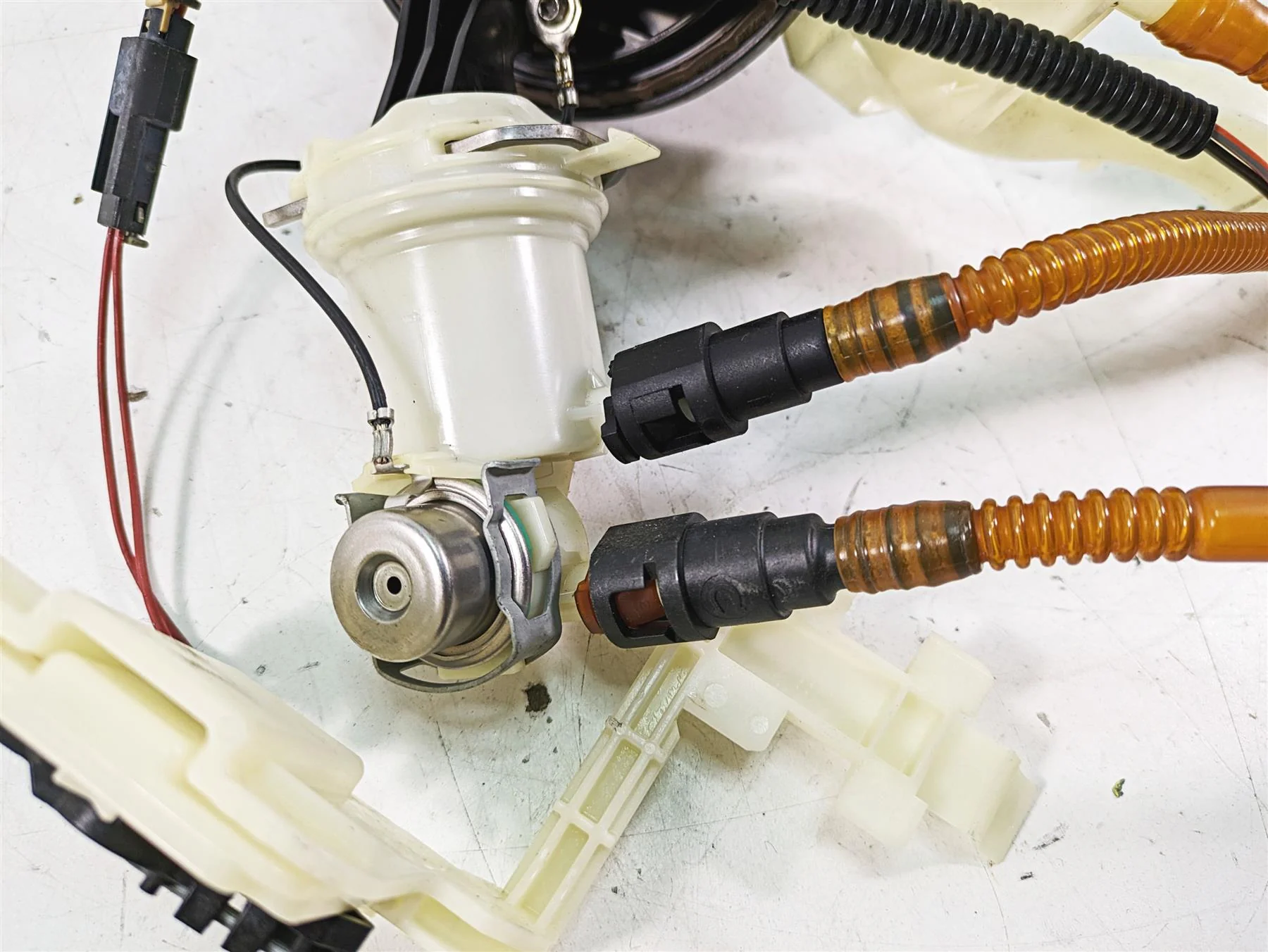 2013 Harley Touring FLHX Street Glide Fuel Gas Petrol Pump - Tested 75069-08C - Image 7