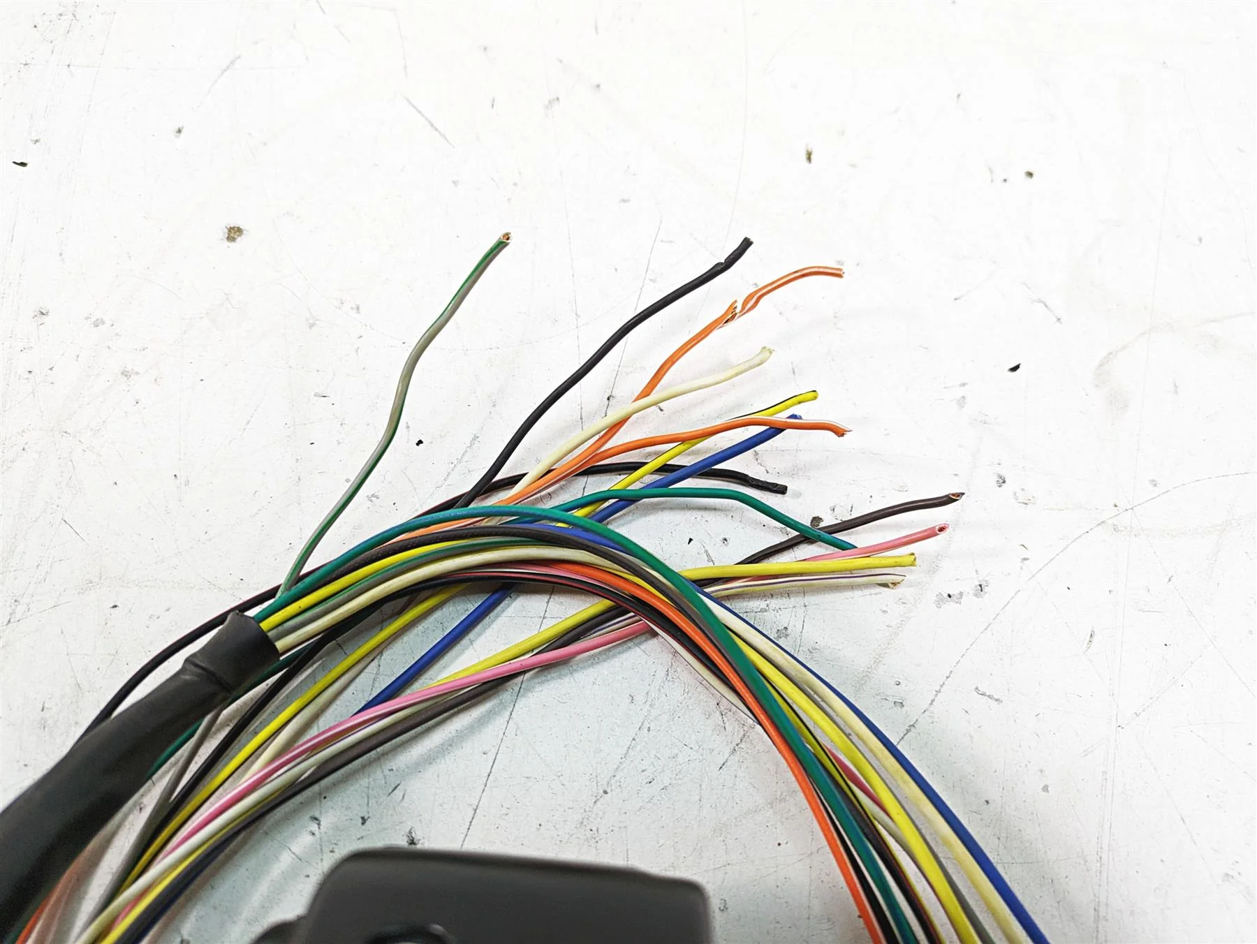 2013 Harley Touring FLHX Street Glide Left Hand Control Switch -Read 71682-06A - Image 5