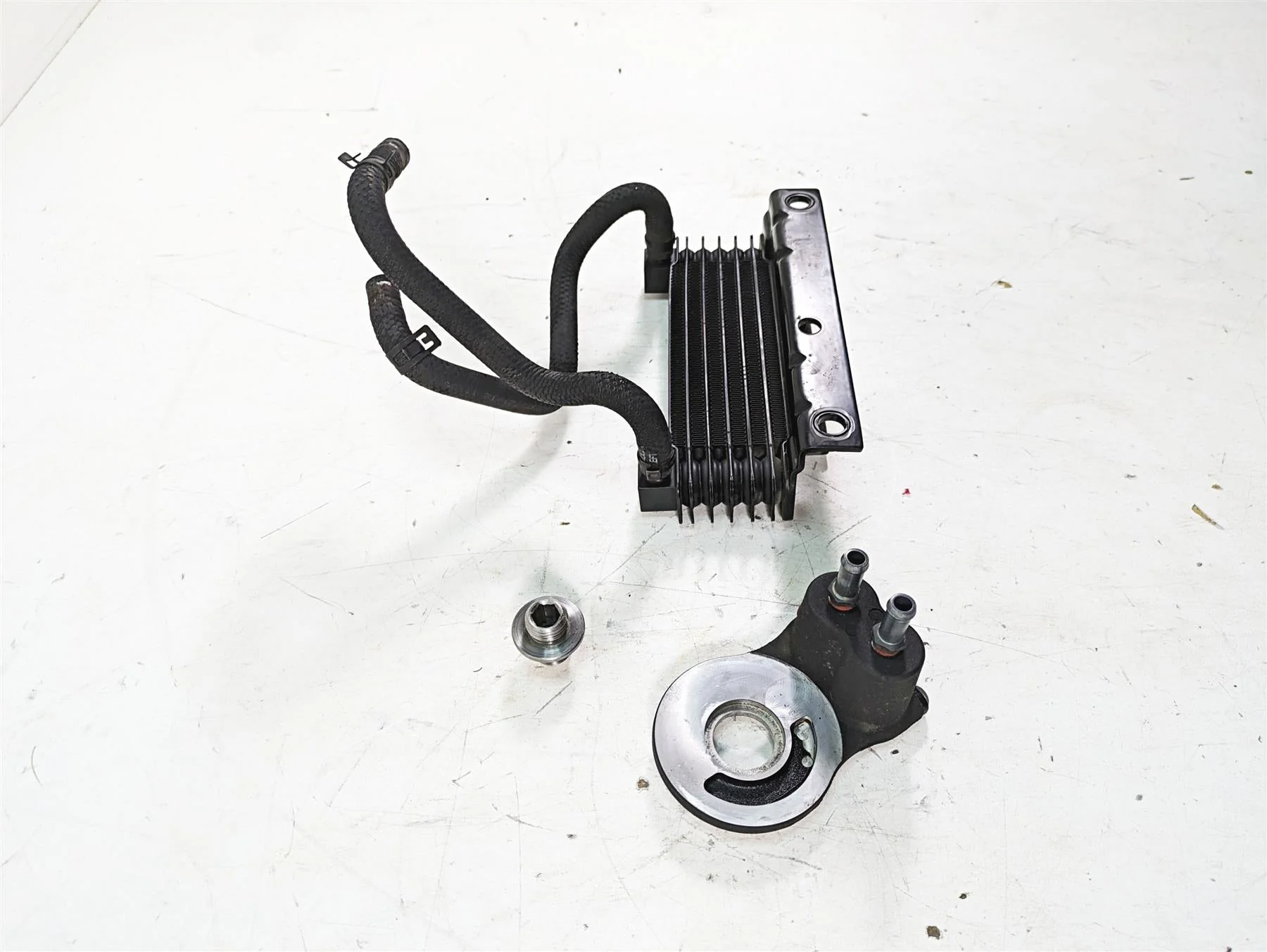 2013 Harley Touring FLHX Street Glide Oil Cooler & Flange Adapter Set 63083-11A - Image 2