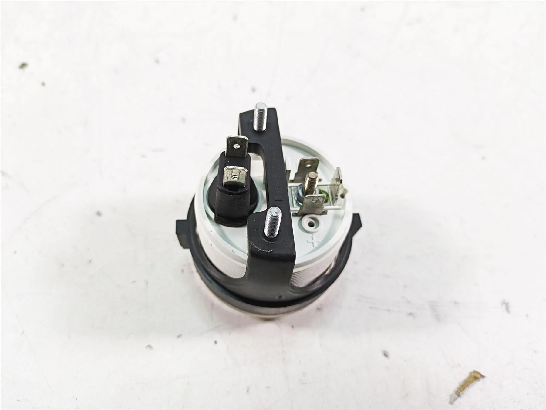 2013 Harley Touring FLHX Street Glide Oil Pressure Gauge 75165-01A - Image 8