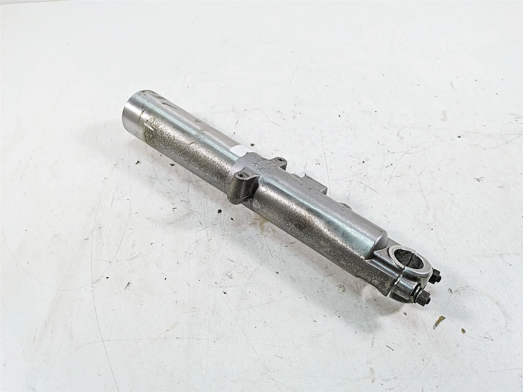 2013 Harley Touring FLHX Street Glide Right Front Fork Lower Slider 46498-00A