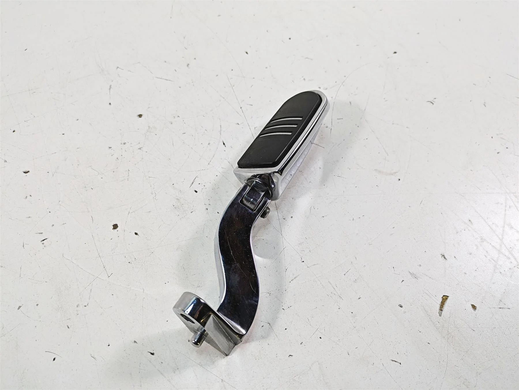 2013 Harley Touring FLHX Street Glide Right Rear Passenger Footpeg 49015-04A - Image 12