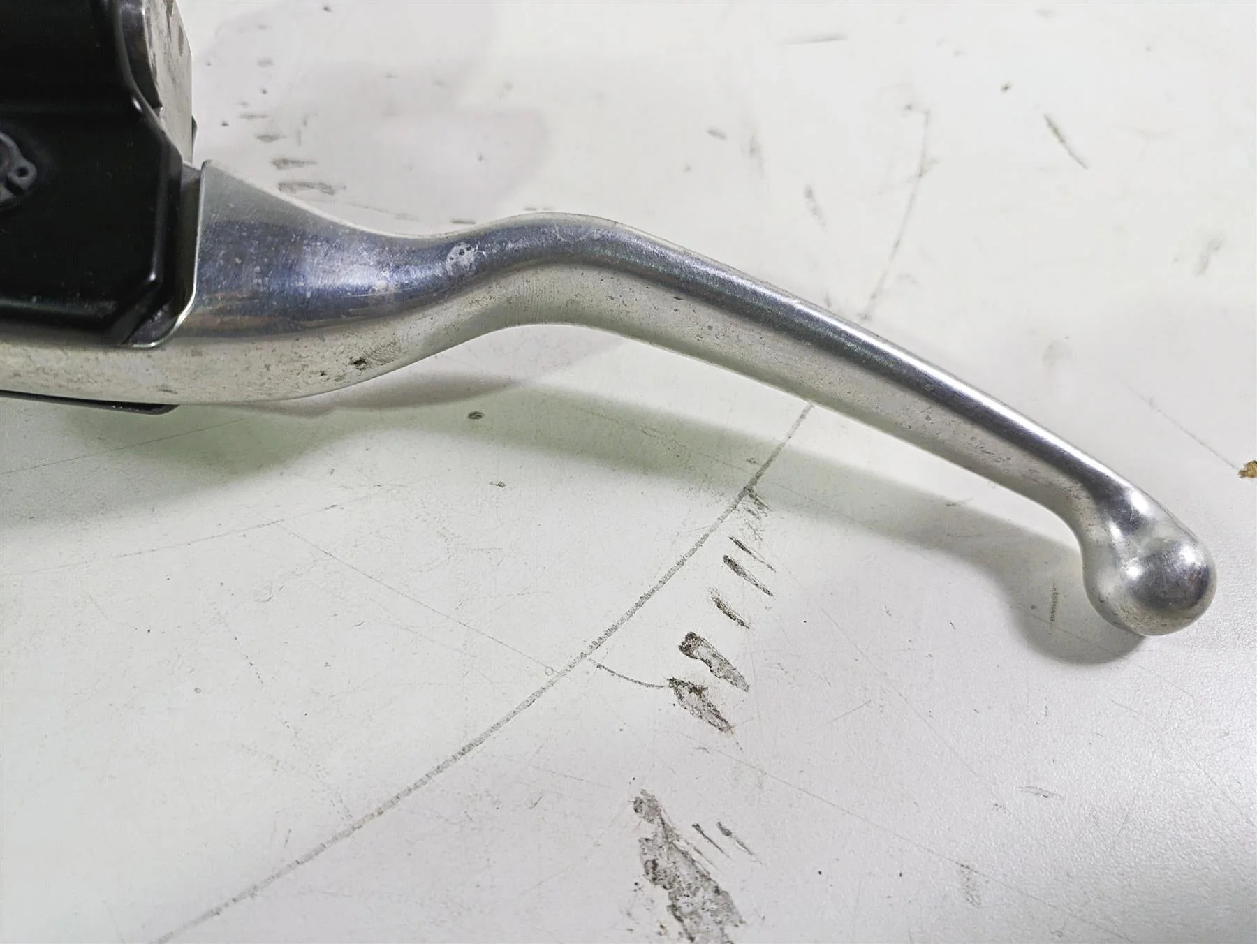 2013 Harley VRSCDX Night Rod Sp Front Brake Master Cylinder 11/16" 44551-08F - Image 10