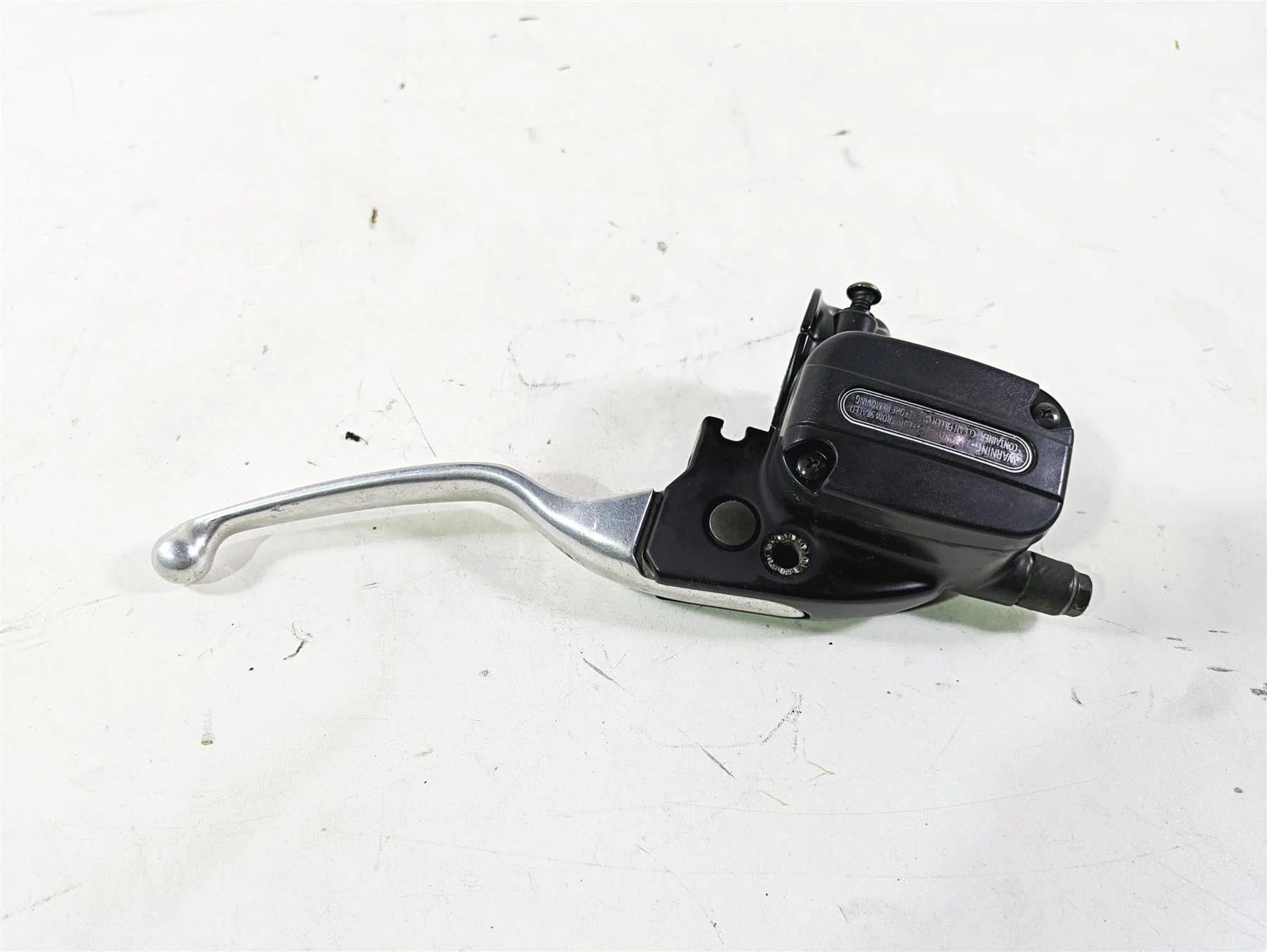 2013 Harley VRSCDX Night Rod Sp Front Brake Master Cylinder 11/16" 44551-08F - Image 2