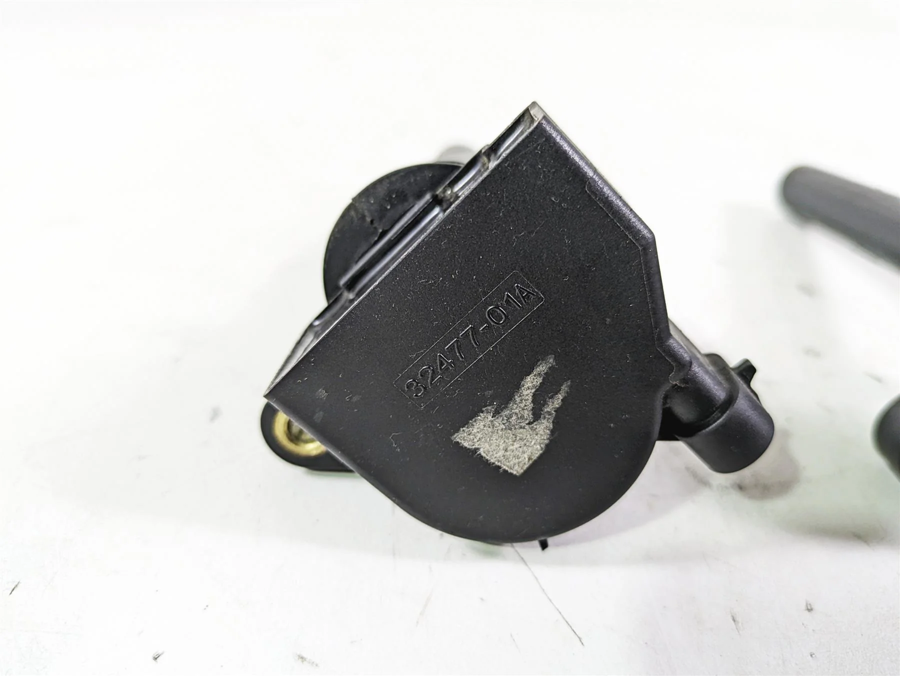 2013 Harley VRSCDX Night Rod Sp Ignition Coil Set 32477-01A - Image 6