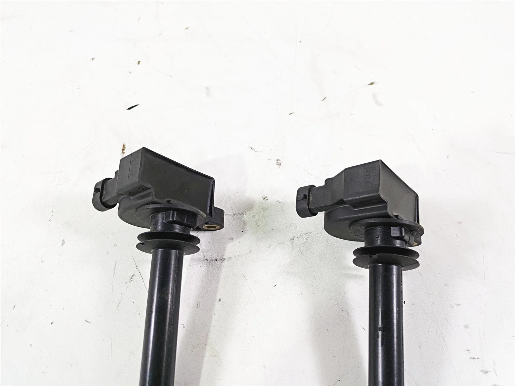 2013 Harley VRSCDX Night Rod Sp Ignition Coil Set 32477-01A - Image 8