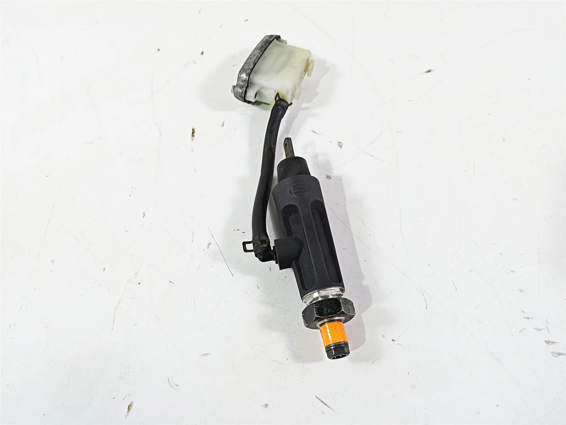 2013 Harley VRSCDX Night Rod Sp Rear Brake Master Cylinder 44740-06A - Image 4