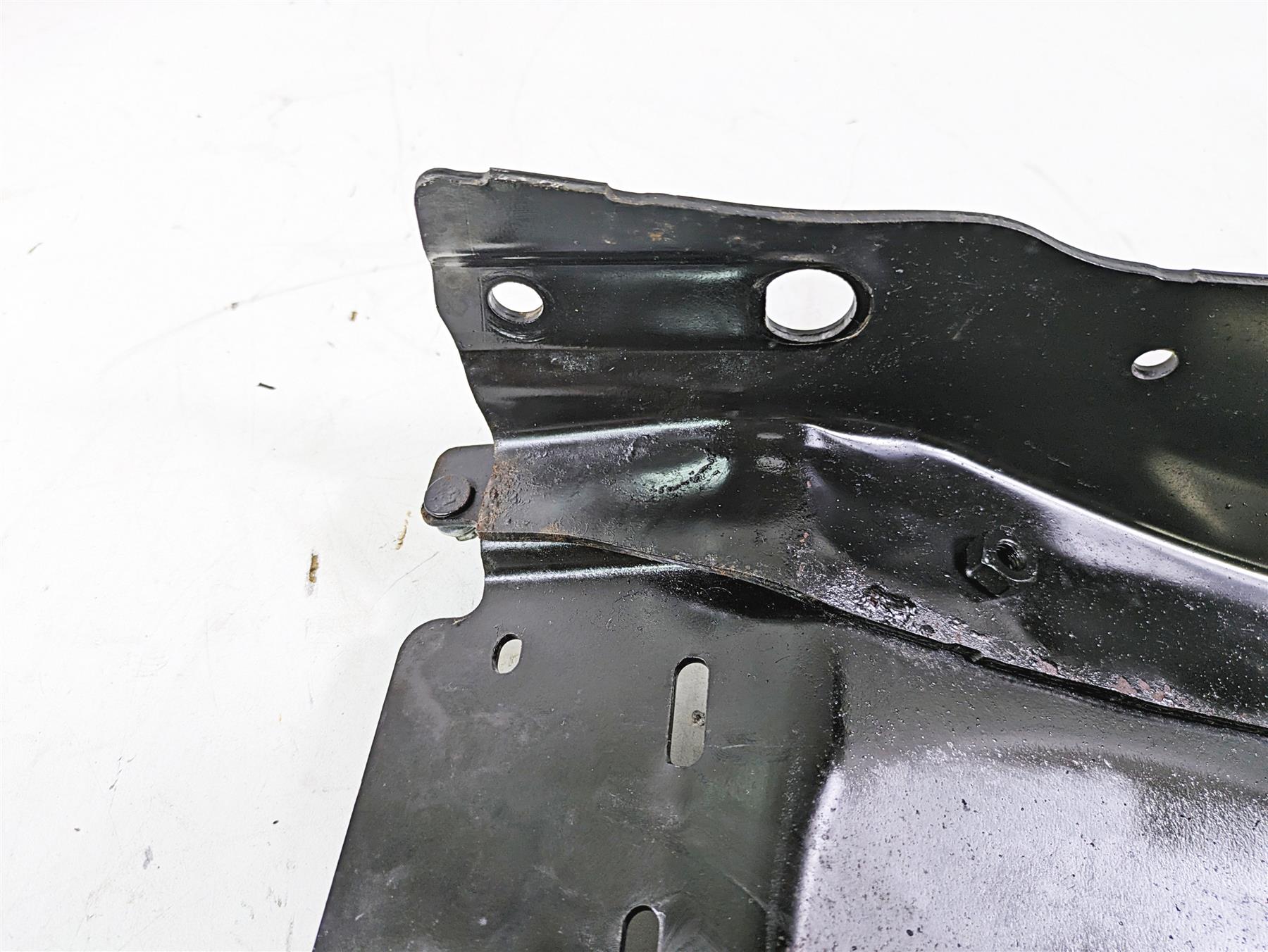 2013 Harley VRSCDX Night Rod Sp Rear Inner Fender & Mounts 47000001 - Image 11