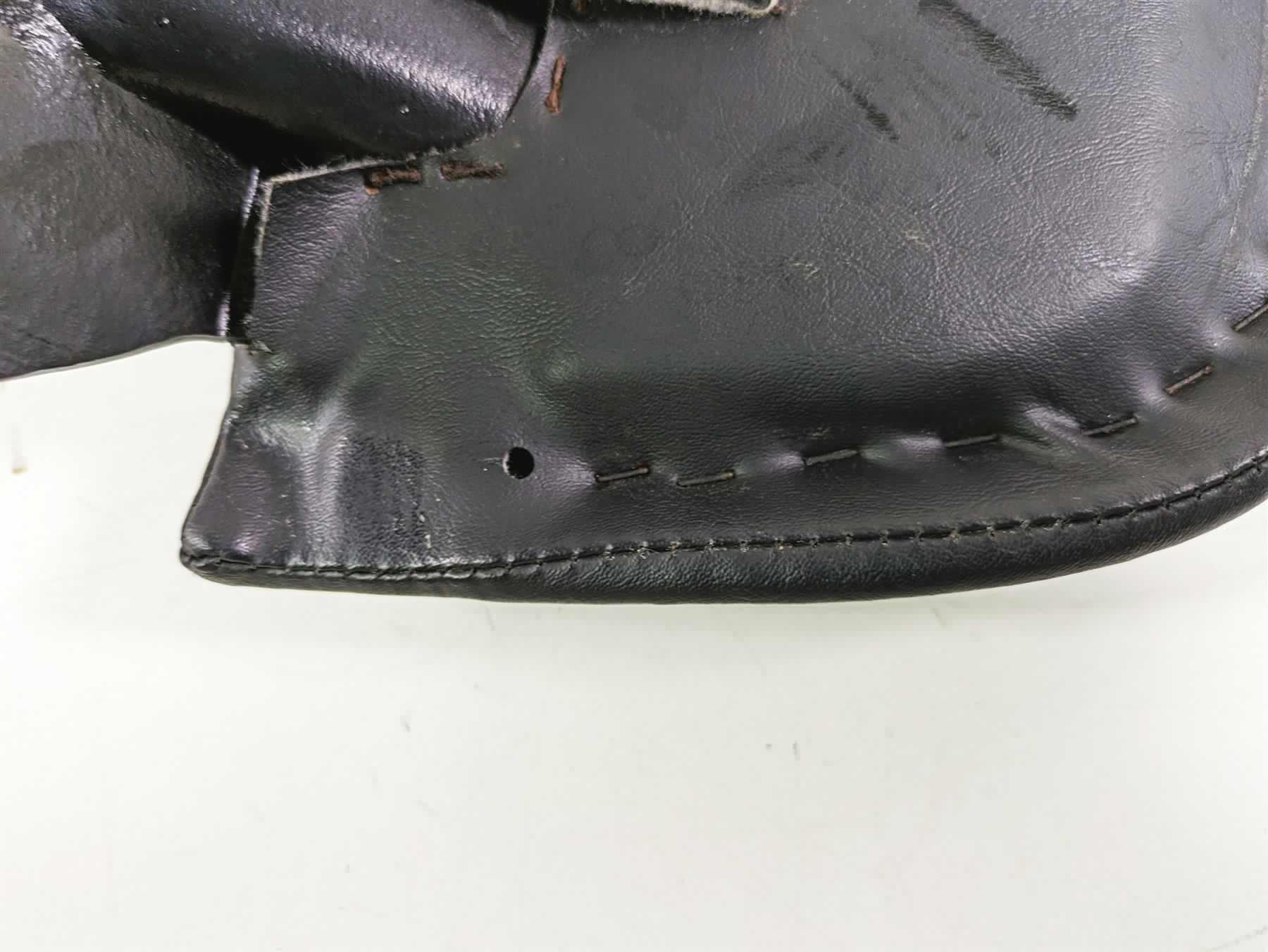 2013 Harley VRSCDX Night Rod Sp Rear Passenger Seat -READ 52400003 - Image 12
