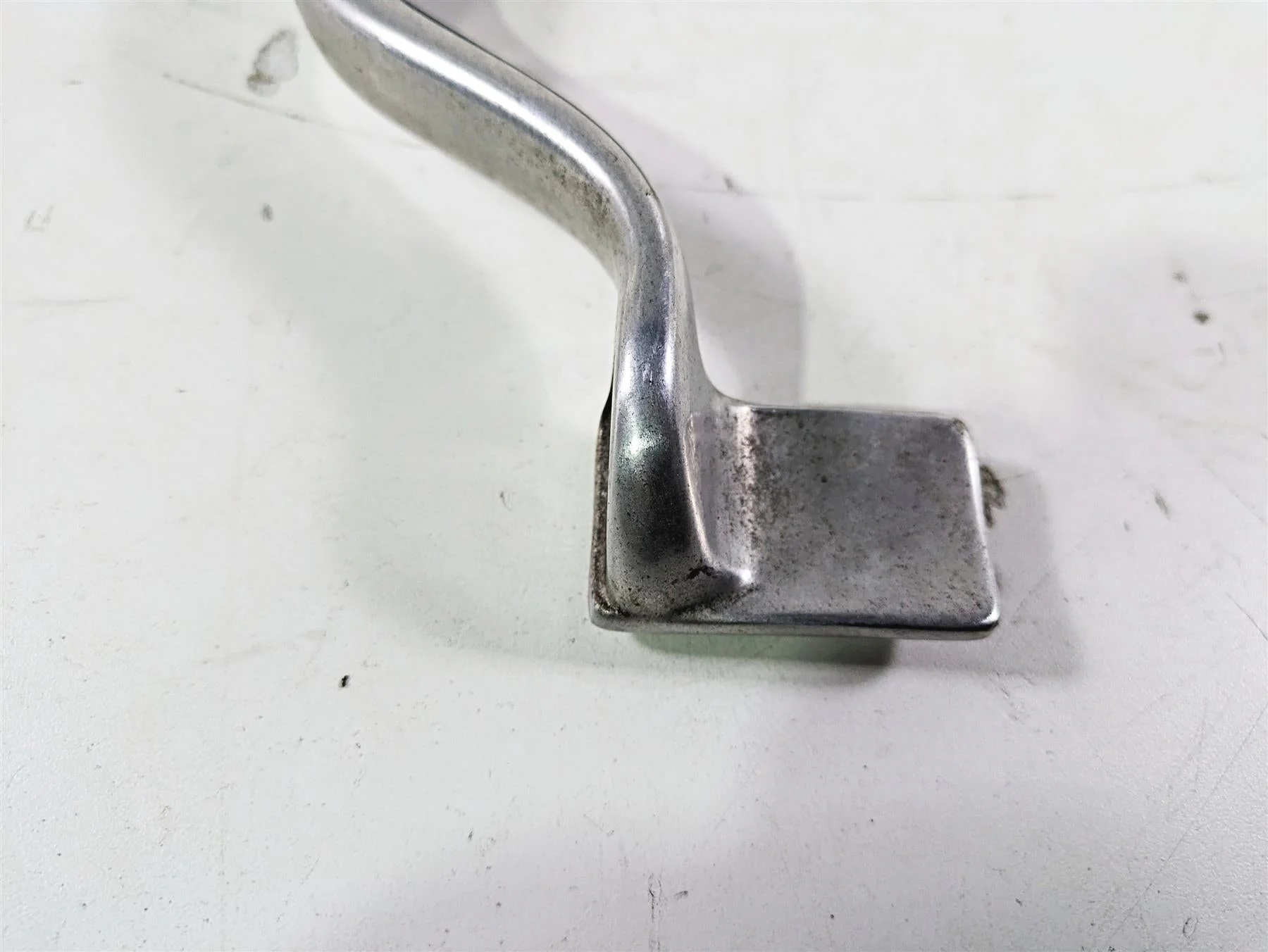 2013 Harley VRSCDX Night Rod Sp Right Front Footpeg Brake Ped 54046-12 44738-06 - Image 11