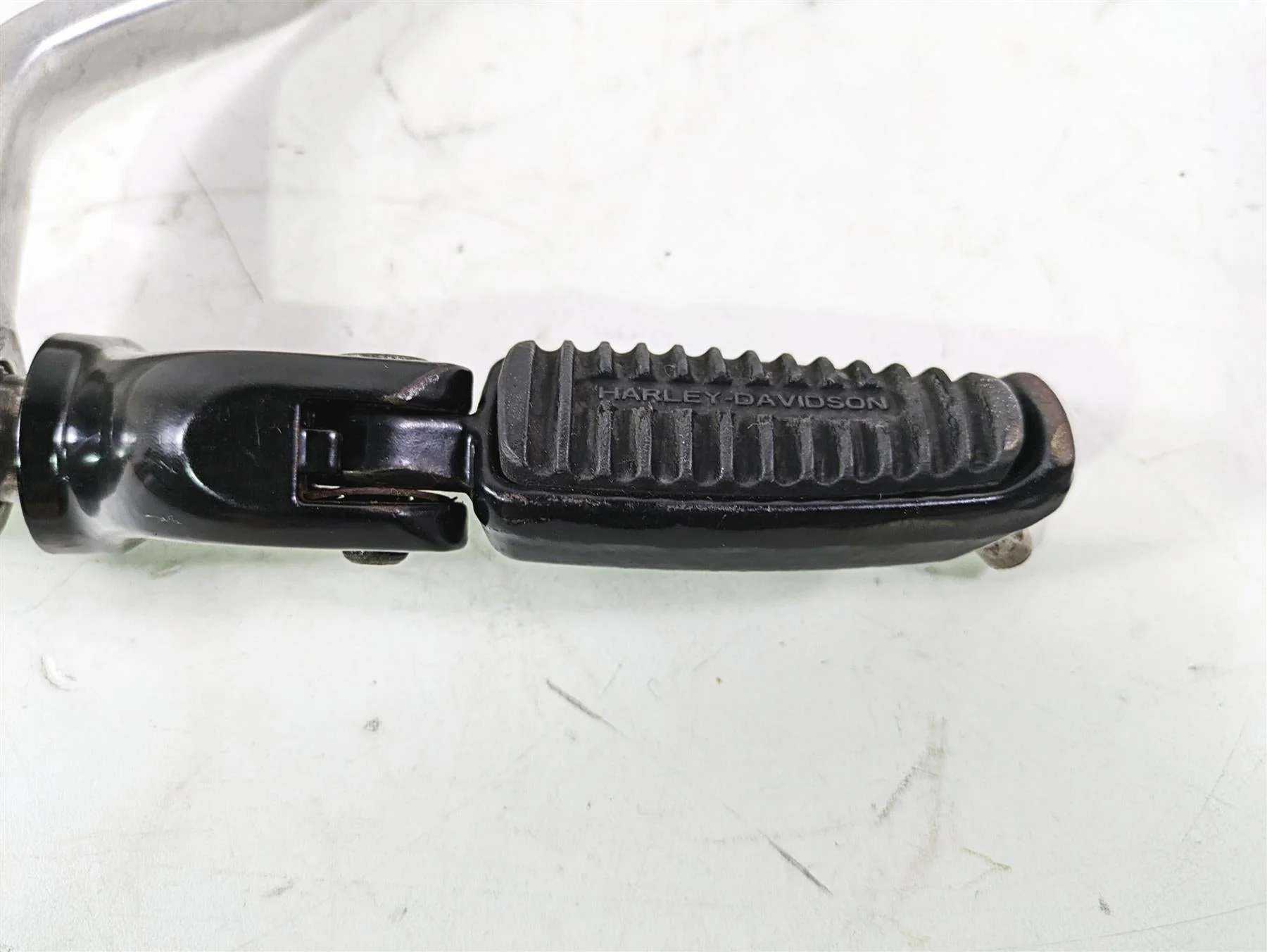 2013 Harley VRSCDX Night Rod Sp Right Front Footpeg Brake Ped 54046-12 44738-06 - Image 6