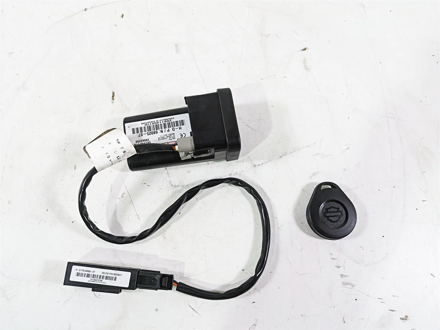 2013 Harley VRSCDX Night Rod Sp Tssm Security Control Module & Fob 68925-07 - Image 4