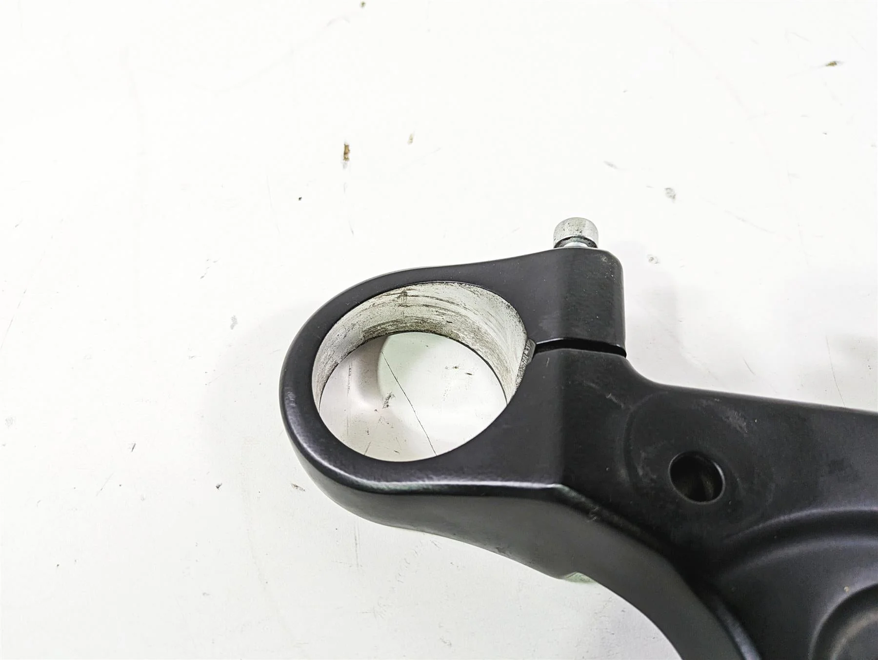 2013 Harley VRSCDX Night Rod Sp Upper Triple Tree Steering Clamp 45900017 - Image 7