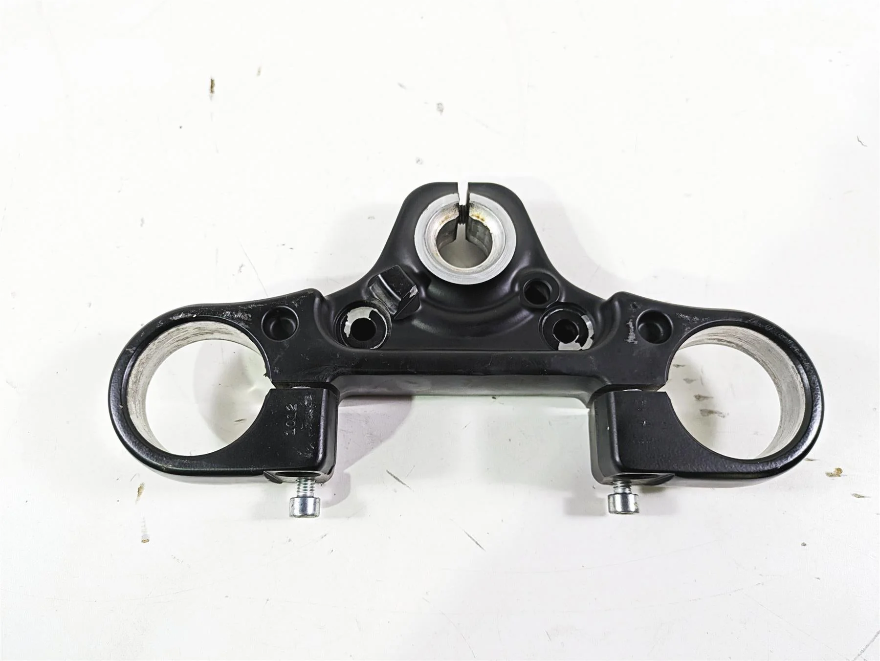 2013 Harley VRSCDX Night Rod Sp Upper Triple Tree Steering Clamp 45900017 - Image 8