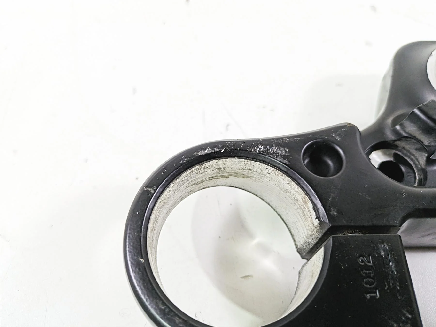 2013 Harley VRSCDX Night Rod Sp Upper Triple Tree Steering Clamp 45900017 - Image 9