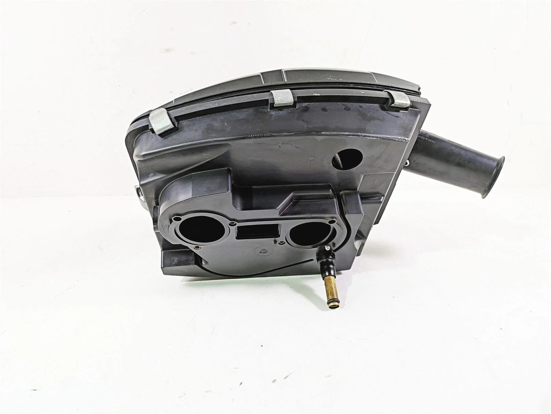 2013 Harley VRSCF Muscle Rod Air Cleaner Breather Filter Box - Read 29435-05A - Image 10