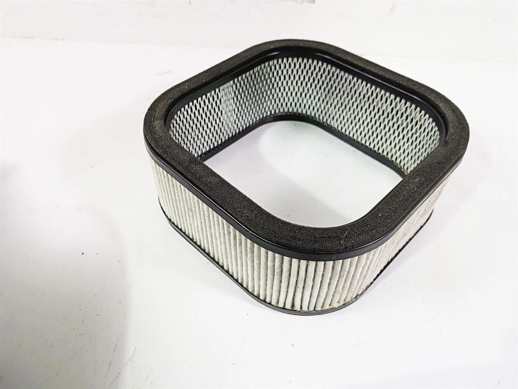 2013 Harley VRSCF Muscle Rod Air Cleaner Breather Filter Box - Read 29435-05A - Image 5