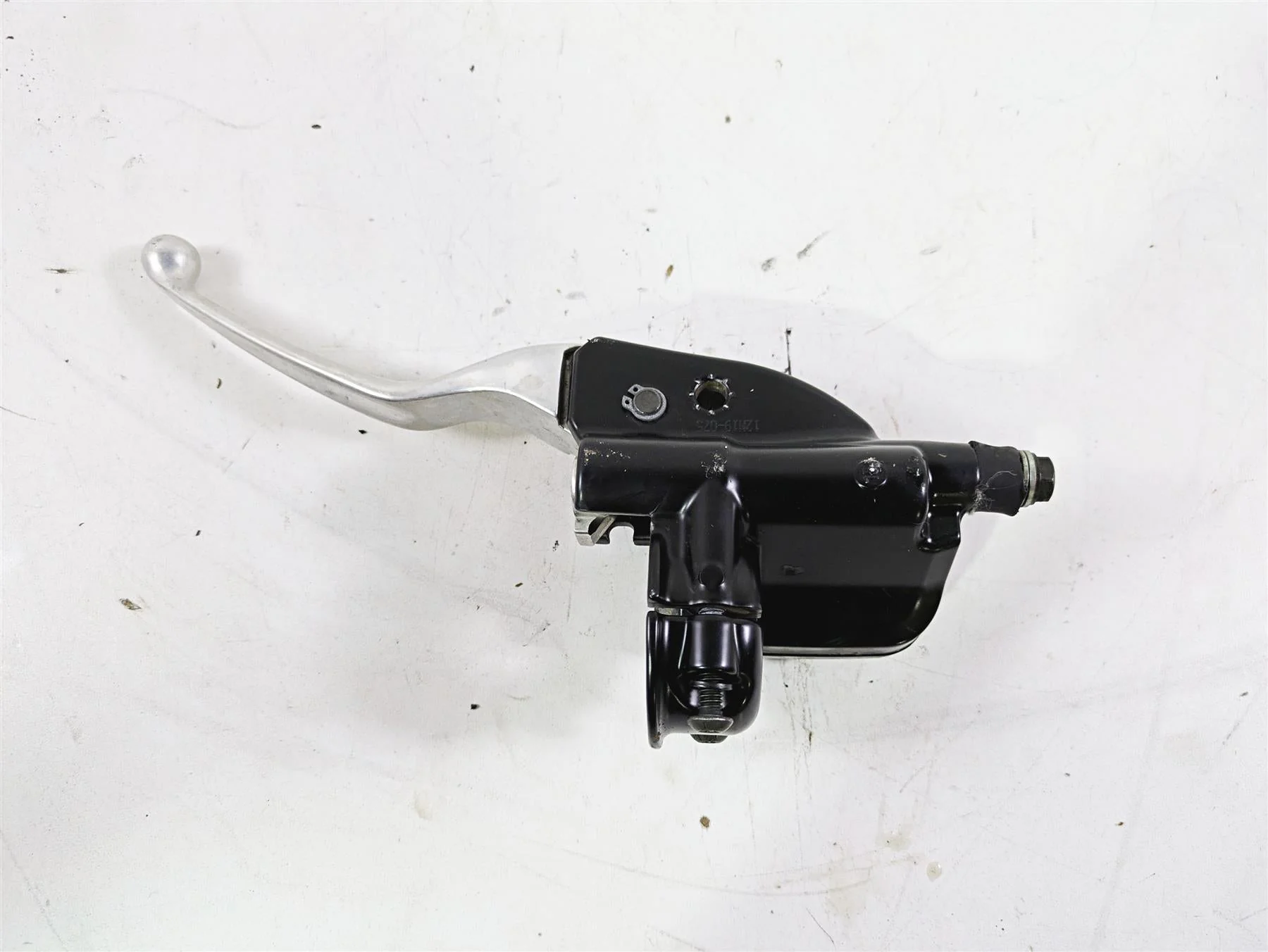 2013 Harley VRSCF Muscle Rod Brembo Front Brake Master Cylinder 11/16" 44551-08F - Image 10