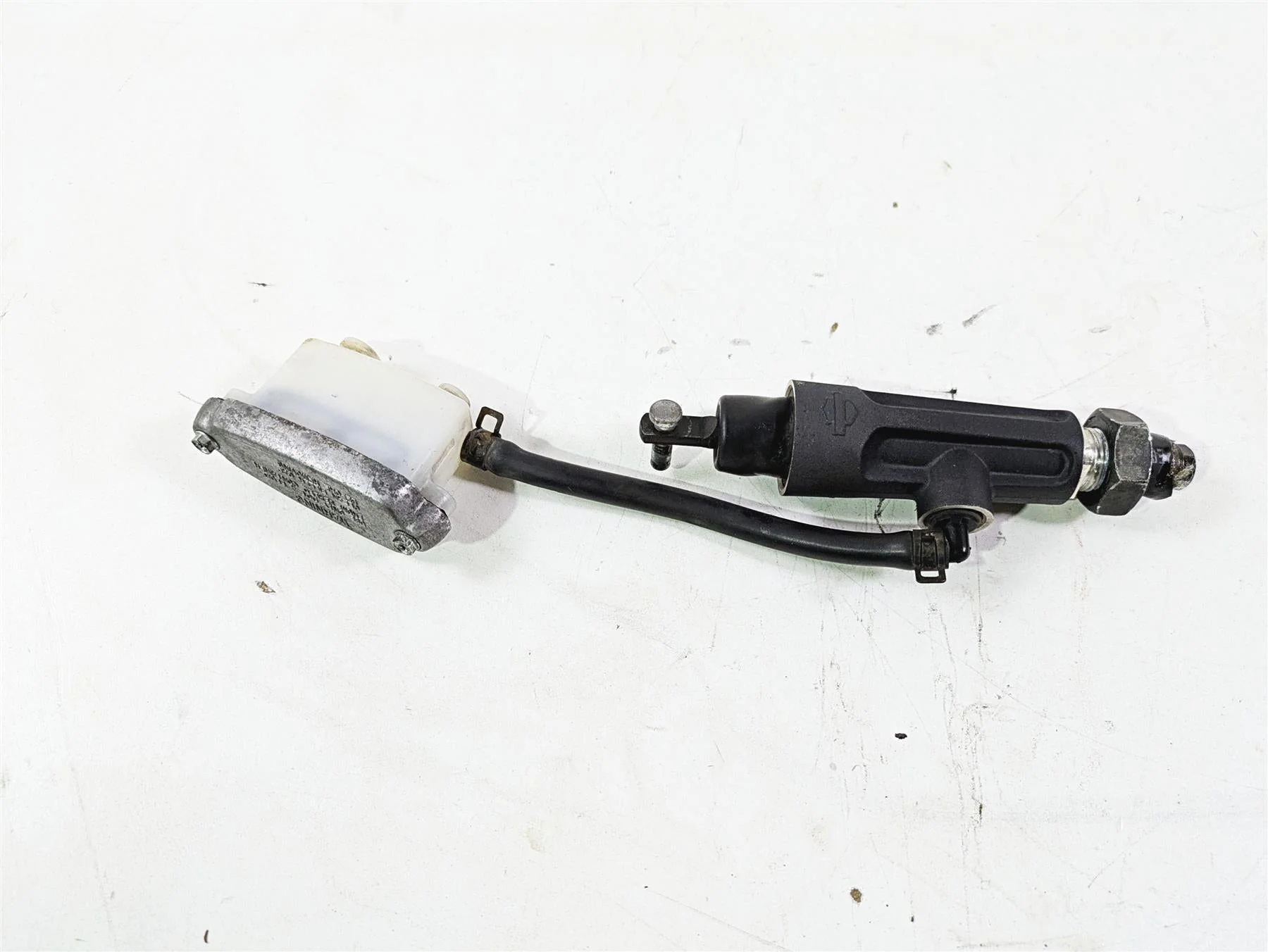 2013 Harley VRSCF Muscle Rod Brembo Rear Brake Master Cylinder 44740-06A - Image 4