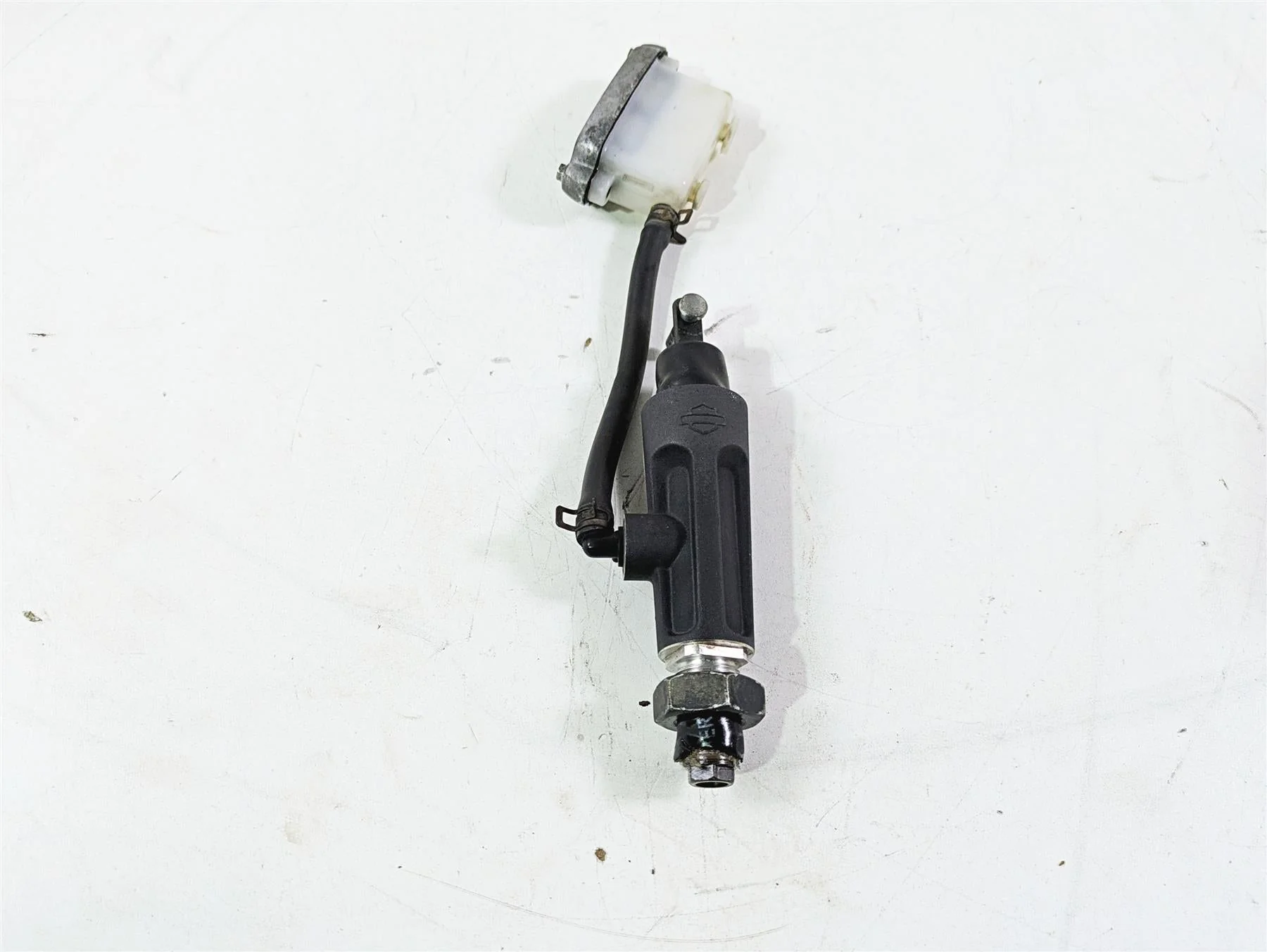 2013 Harley VRSCF Muscle Rod Brembo Rear Brake Master Cylinder 44740-06A - Image 5