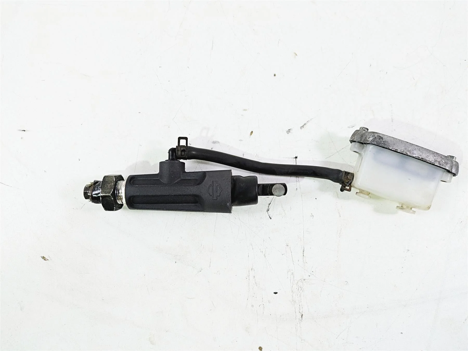 2013 Harley VRSCF Muscle Rod Brembo Rear Brake Master Cylinder 44740-06A - Image 6