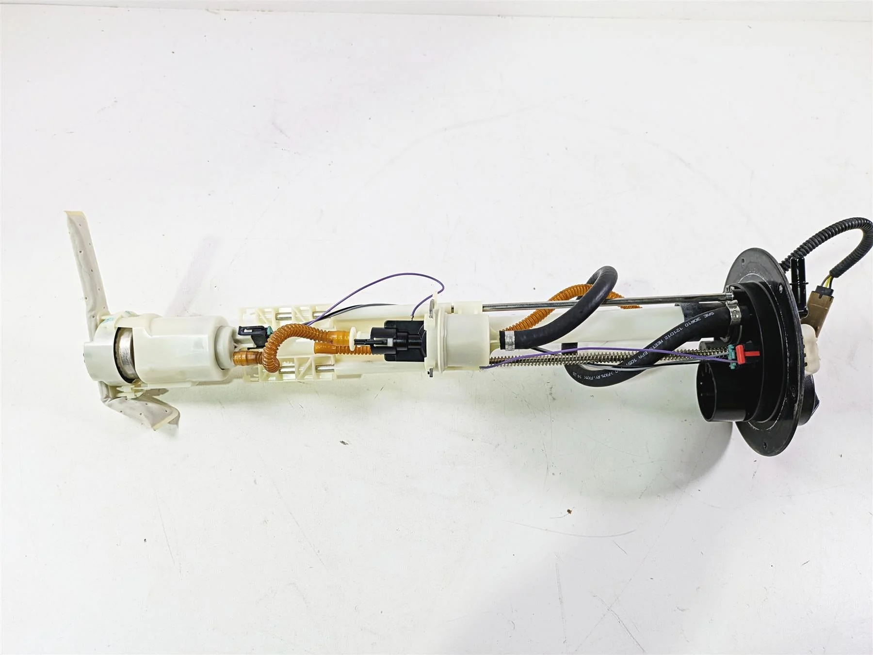 2013 Harley VRSCF Muscle Rod Fuel Gas Petrol Pump - Tested 75310-07 - Image 8