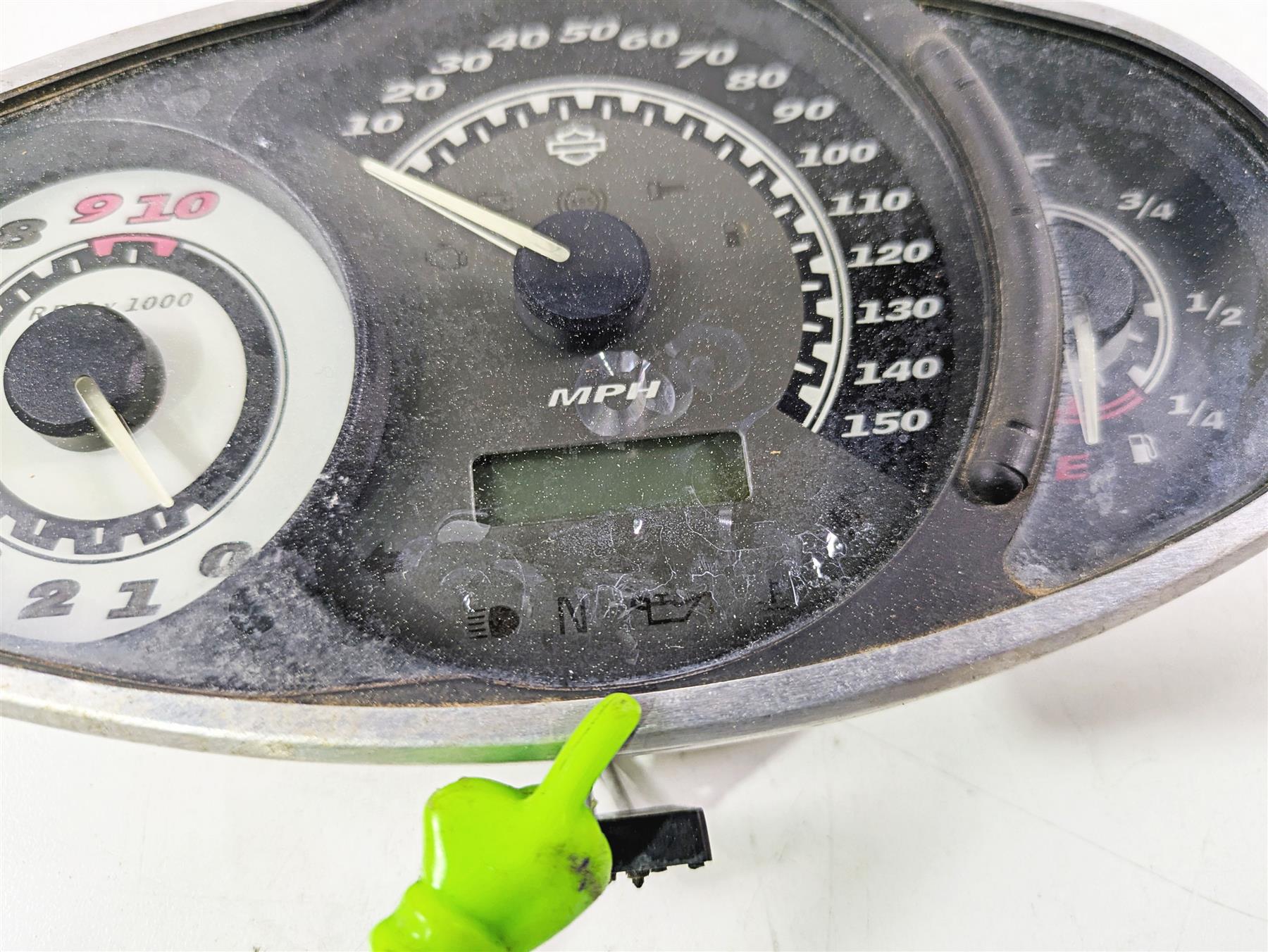 2013 Harley VRSCF Muscle Rod Gauges Speedometer Instrument 29k - Read 71962-09 - Image 4