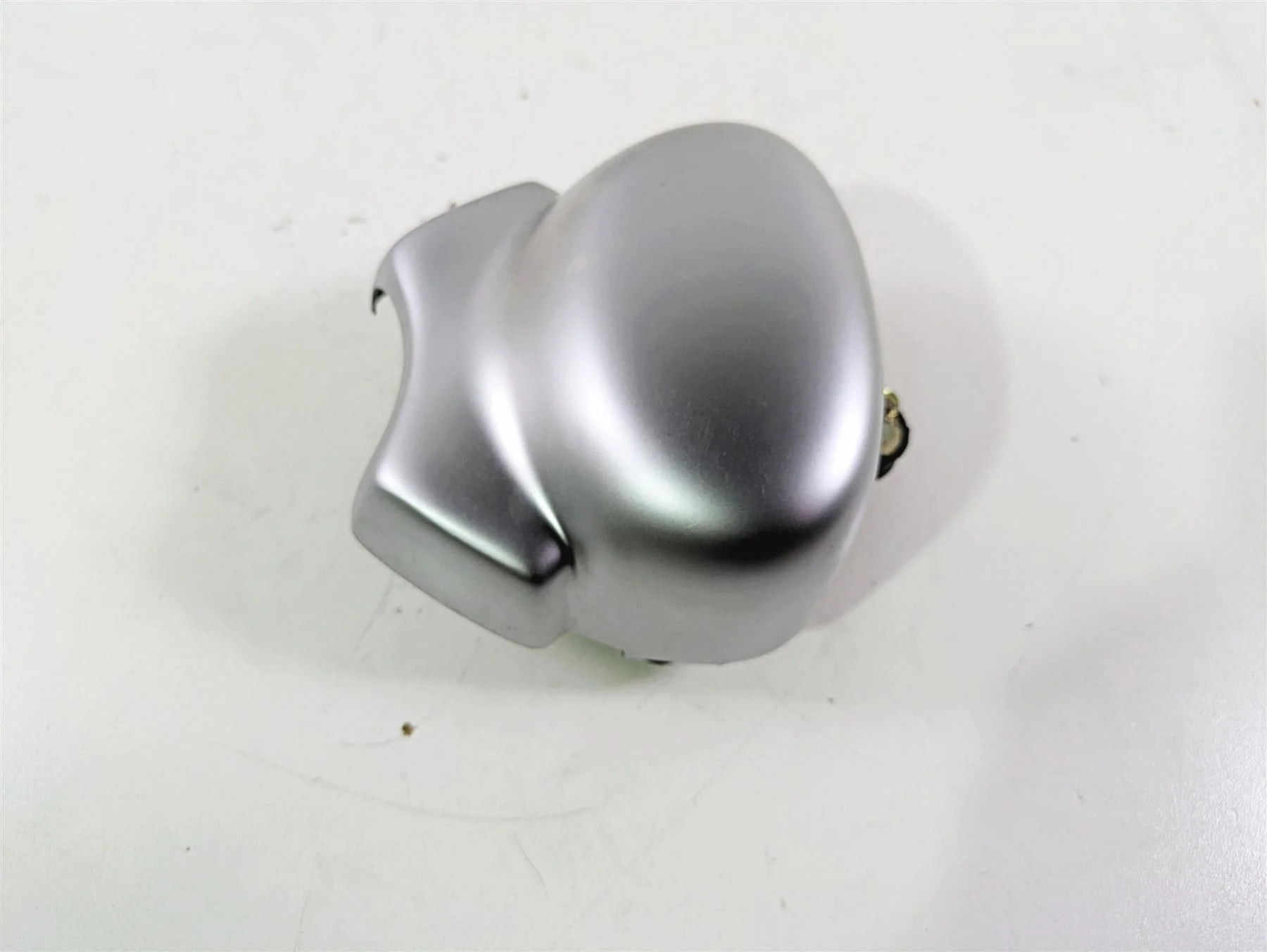 2013 Harley VRSCF Muscle Rod Horn & Silver Cover 69053-09 - Image 2