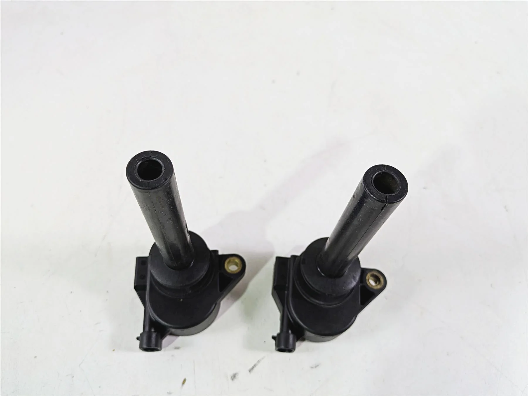 2013 Harley VRSCF Muscle Rod Ignition Coil Stick Coils Set 32477-01A - Image 11