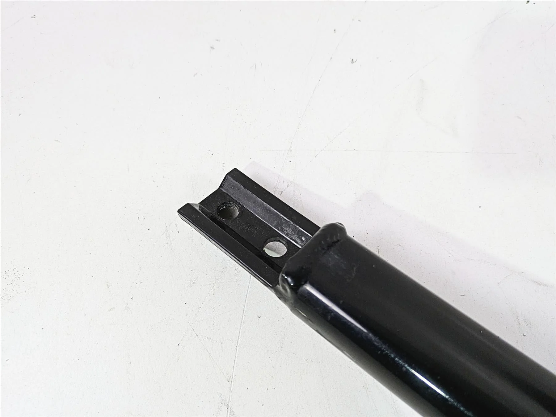 2013 Harley VRSCF Muscle Rod Left Front Frame Downtube - Read 47987-12BK - Image 8