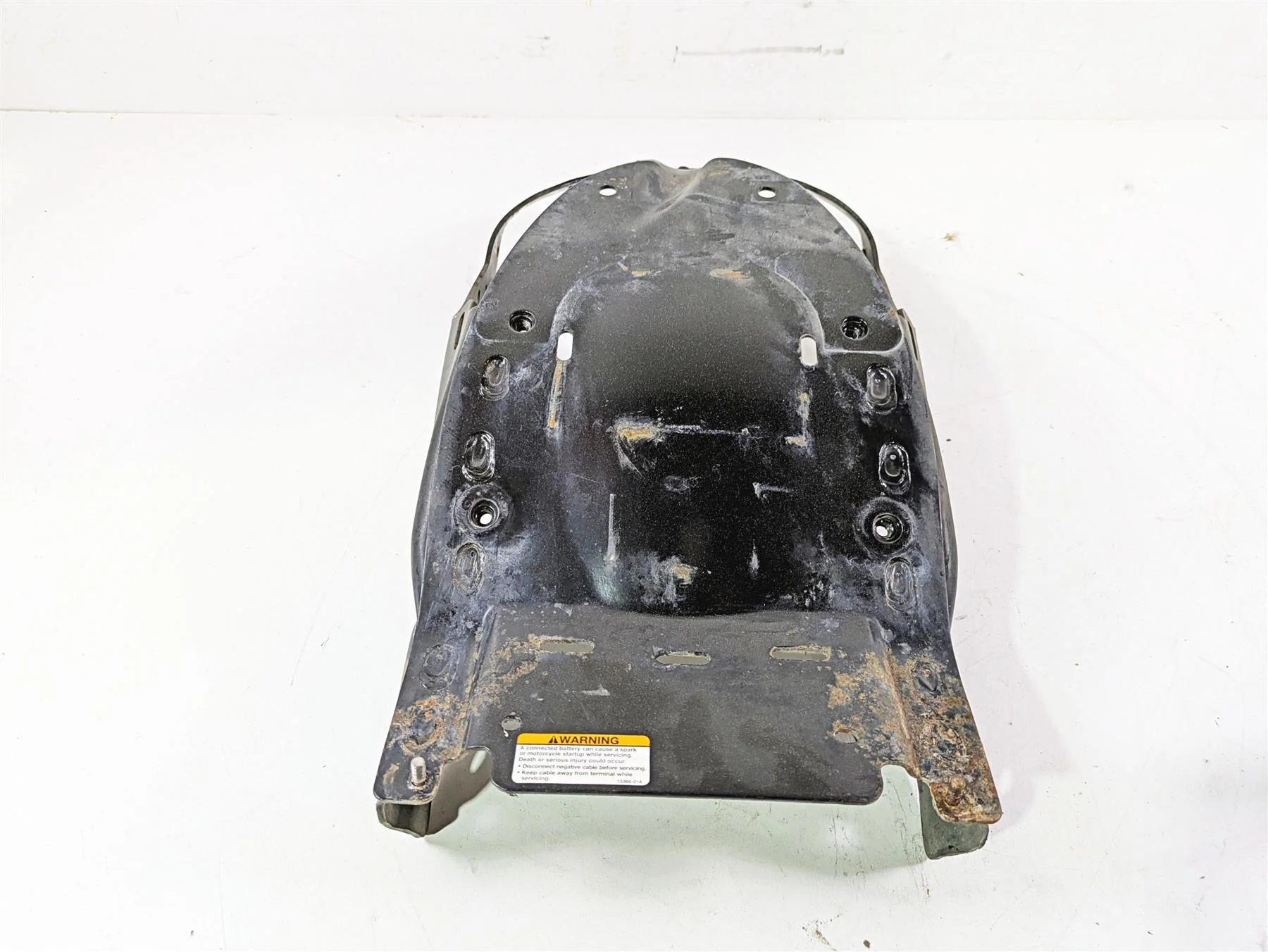 2013 Harley VRSCF Muscle Rod Rear Inner Fender & Mounts - Read 48527-09 - Image 12