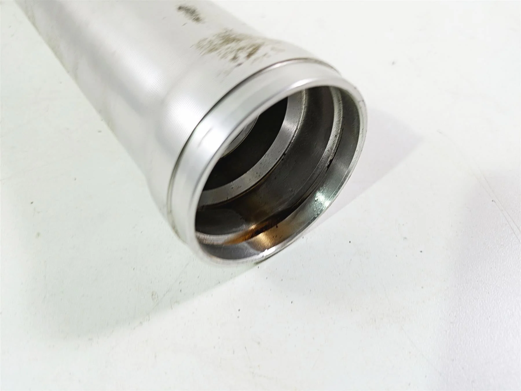 2013 Harley VRSCF Muscle Rod Right Front Fork Outer Tube 48705-09 - Image 7