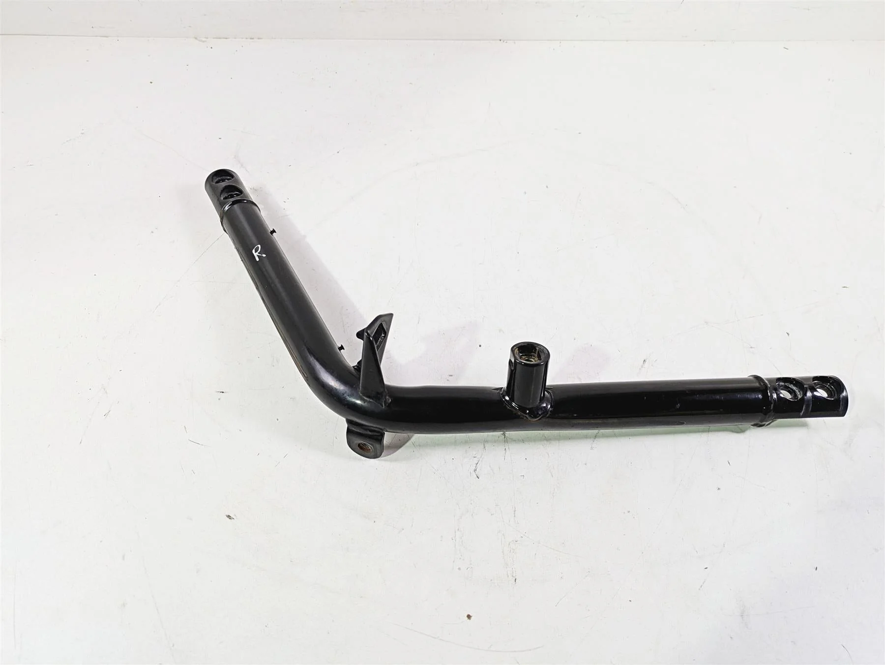 2013 Harley VRSCF Muscle Rod Right Front Frame Downtube - Read 47988-12BK