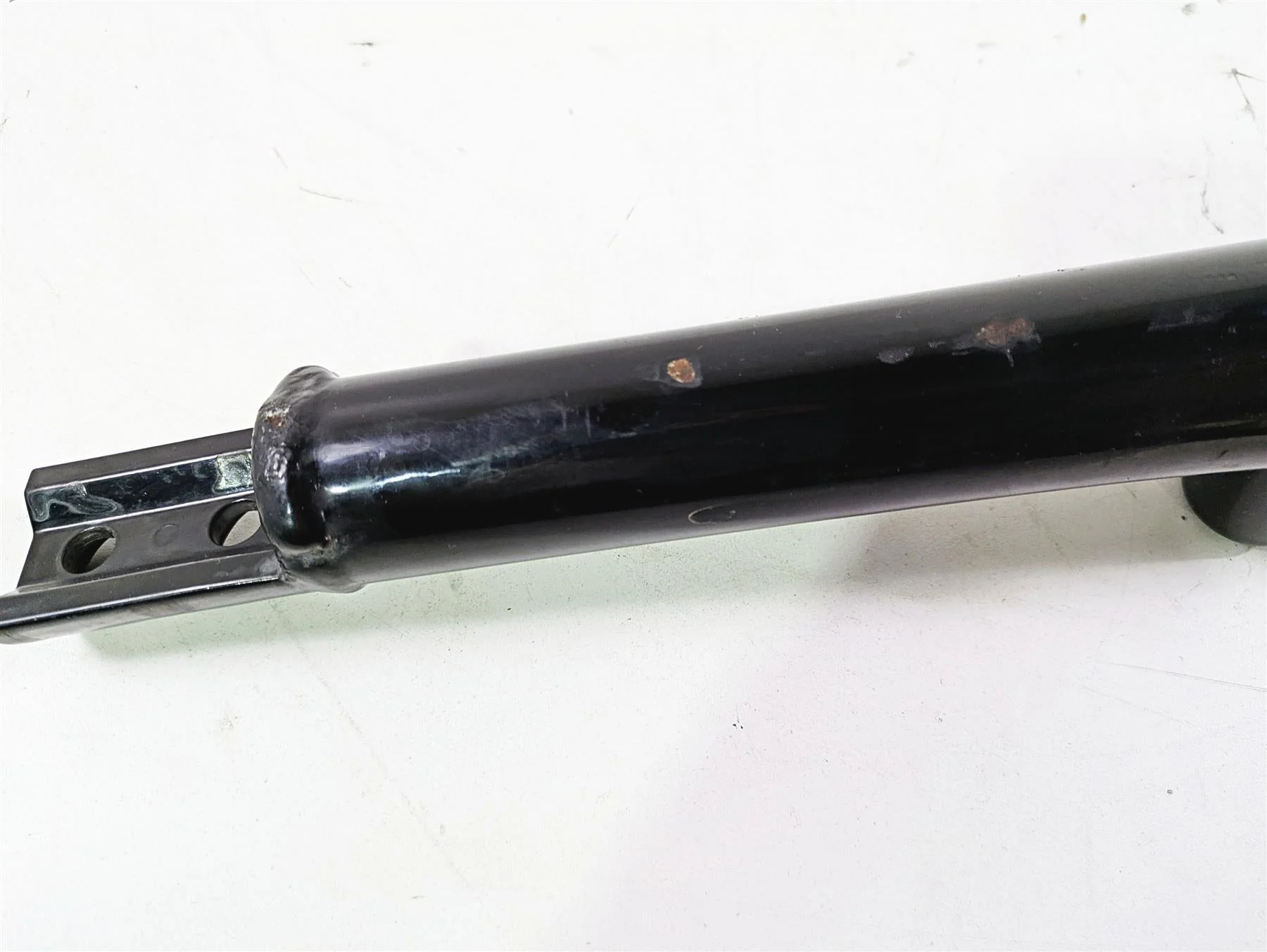 2013 Harley VRSCF Muscle Rod Right Front Frame Downtube - Read 47988-12BK - Image 12