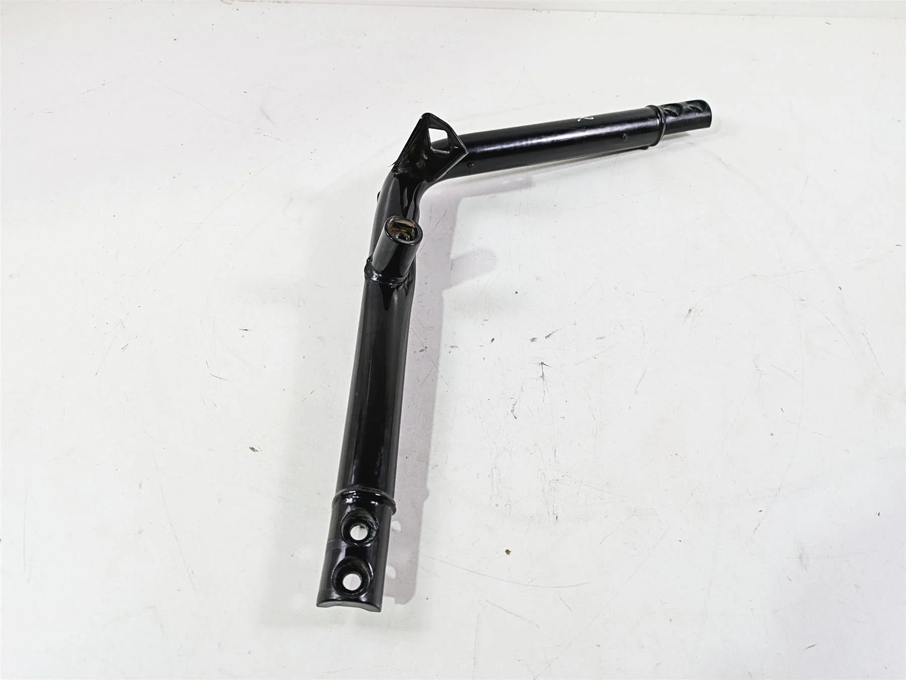 2013 Harley VRSCF Muscle Rod Right Front Frame Downtube - Read 47988-12BK - Image 2