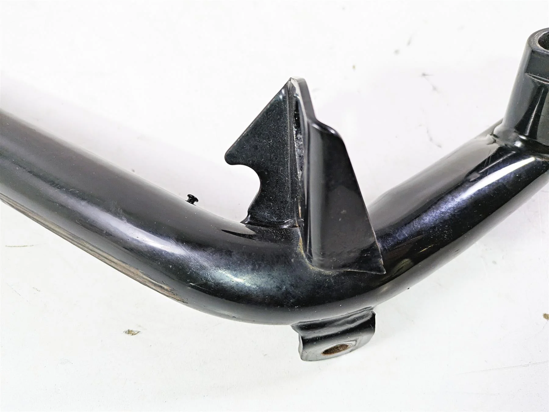 2013 Harley VRSCF Muscle Rod Right Front Frame Downtube - Read 47988-12BK - Image 7