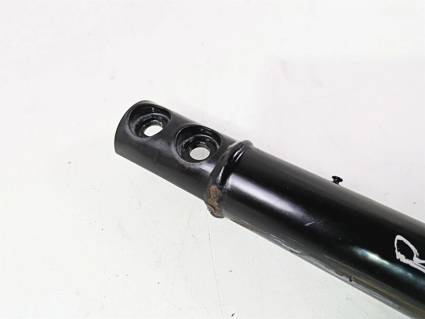 2013 Harley VRSCF Muscle Rod Right Front Frame Downtube - Read 47988-12BK - Image 8