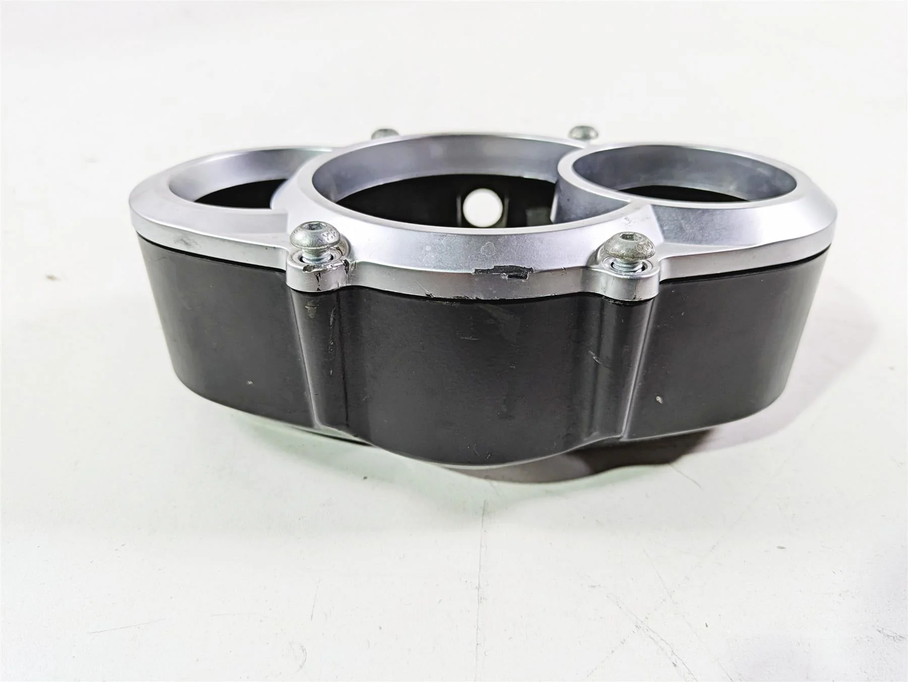 2013 Harley VRSCF Muscle Rod Speedometer Gauges Housing & Bezel 71981-09 - Image 8