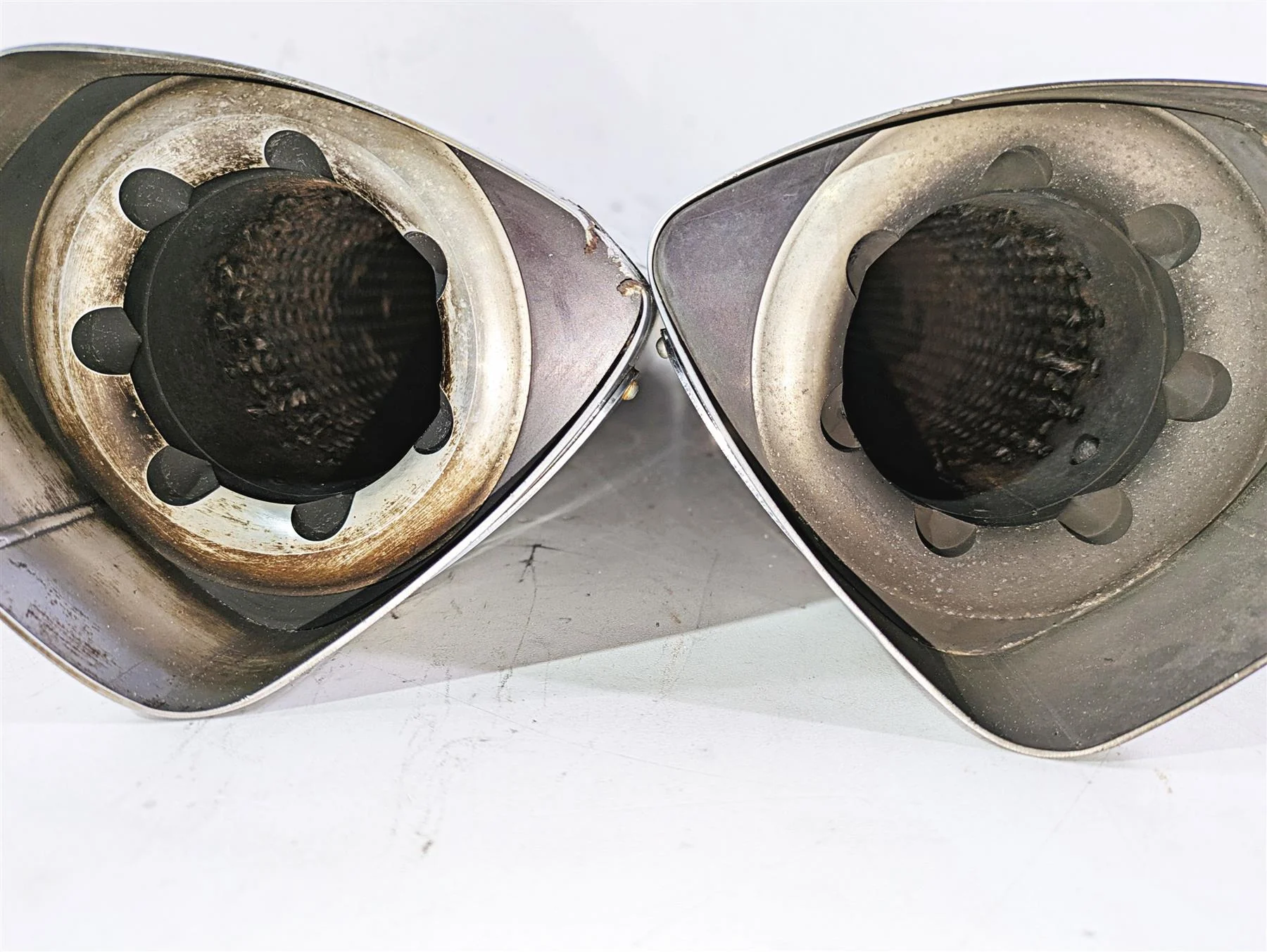 2013 Harley VRSCF Muscle Rod Vance Hines Slip On Muffler Exhaust Set 1801-0343 - Image 11