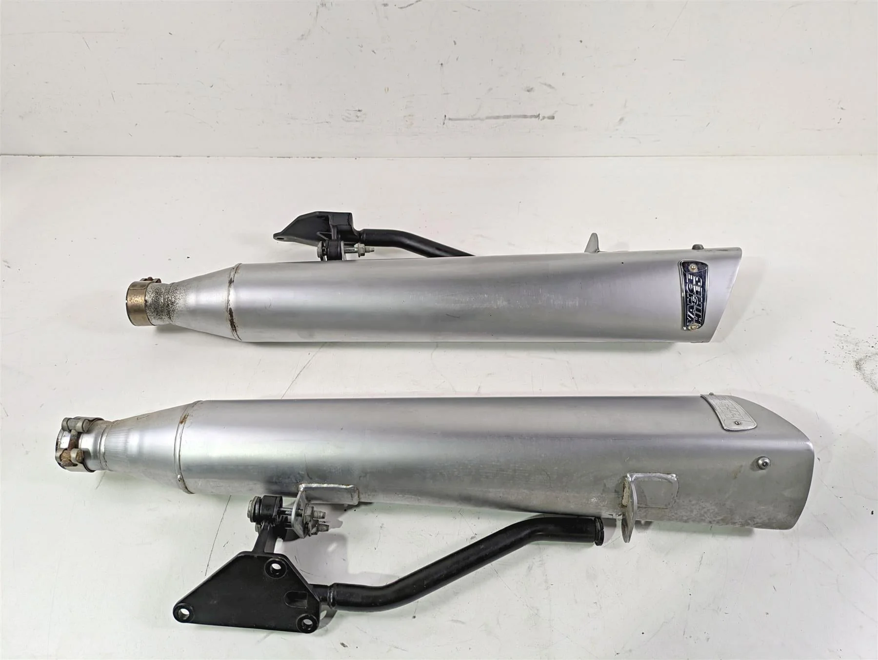 2013 Harley VRSCF Muscle Rod Vance Hines Slip On Muffler Exhaust Set 1801-0343 - Image 12