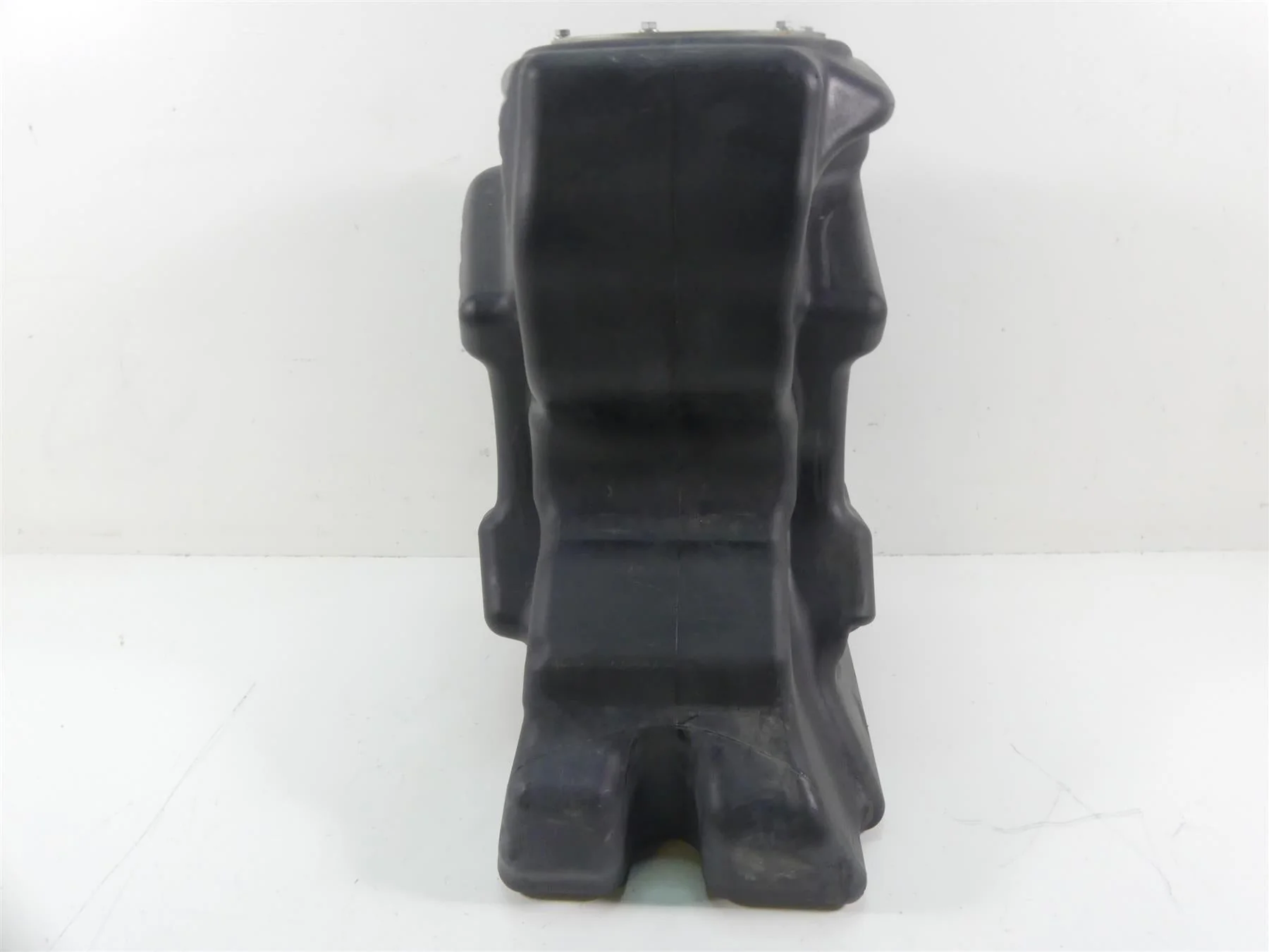 2013 Harley VRSCF Muscle V-Rod Plastic Fuel Gas Petrol Tank Reservoir 61328-07A - Image 4