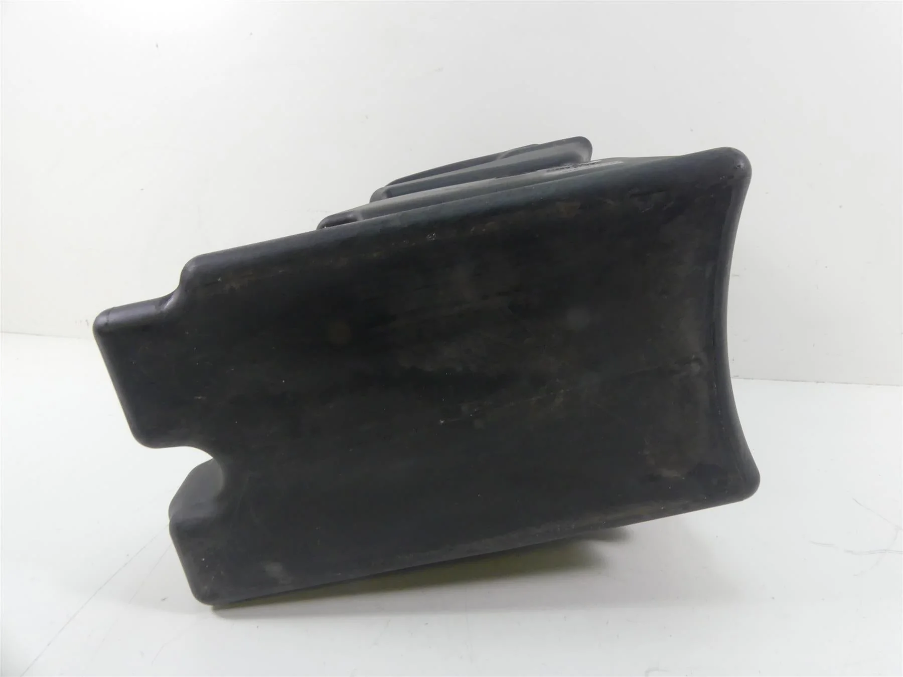 2013 Harley VRSCF Muscle V-Rod Plastic Fuel Gas Petrol Tank Reservoir 61328-07A - Image 6