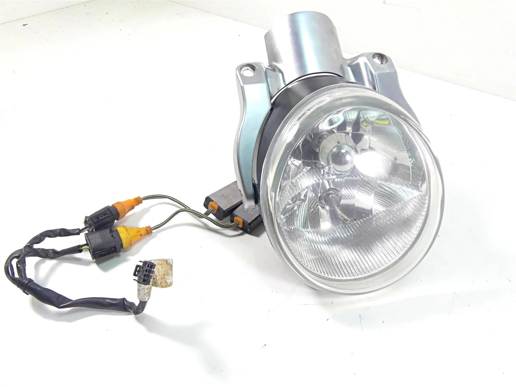 2013 Harley VRSCF Muscle Vrod Led Headlight Head Light Lamp Lens 69873-07B