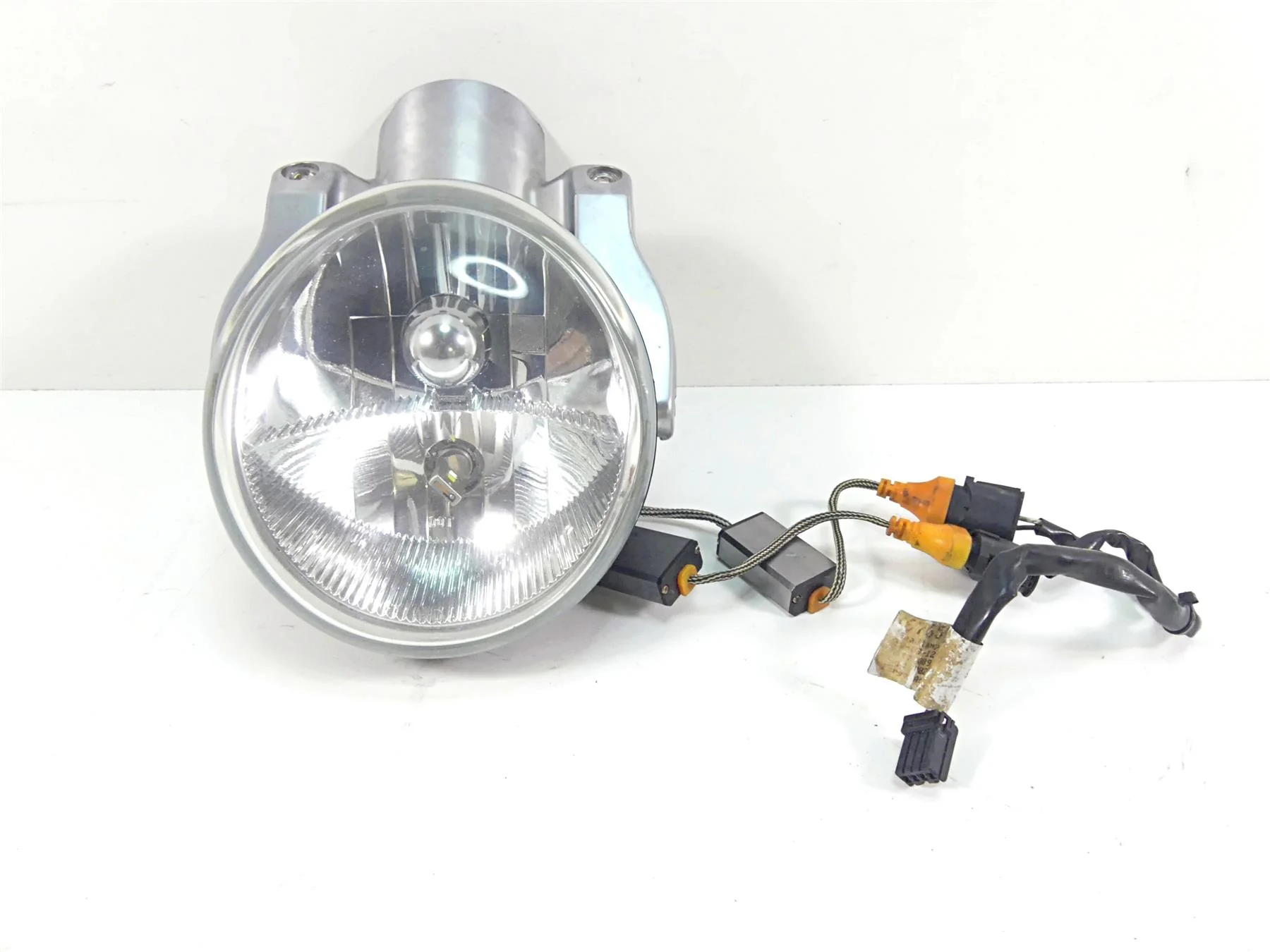 2013 Harley VRSCF Muscle Vrod Led Headlight Head Light Lamp Lens 69873-07B - Image 2