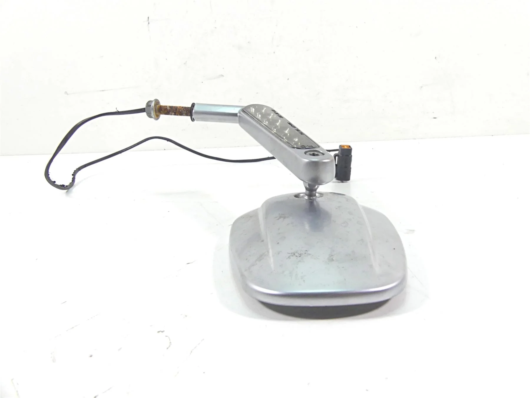 2013 Harley VRSCF Muscle Vrod Left Rear View Mirror Blinker Set 92095-09 - Image 9