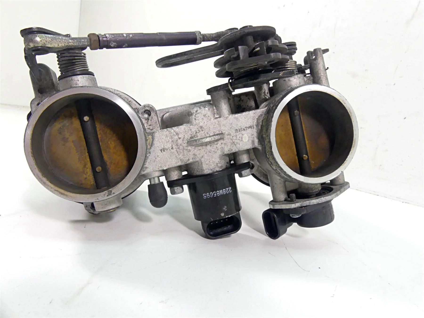 2013 Harley VRSCF Muscle Vrod Throttle Body Fuel Injection 27657-01 - Image 4