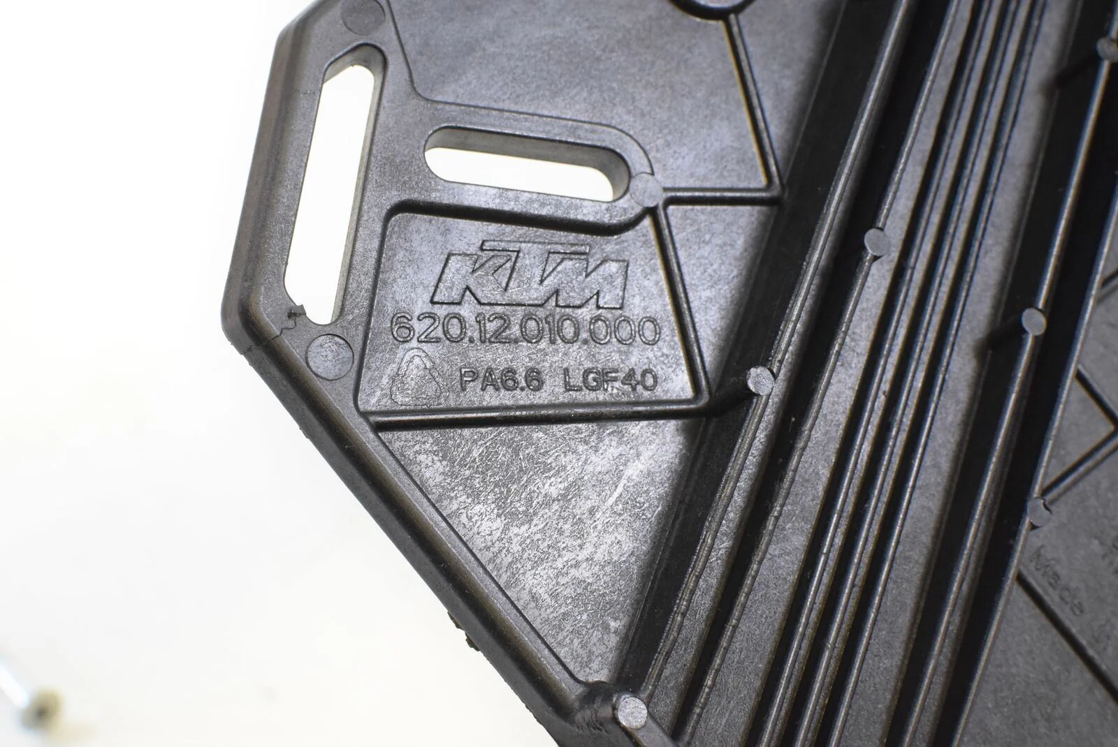 2013 KTM 990 Supermoto SM LC8 Rear Luggage Carrier Holder Rack 62012010033 - Image 11