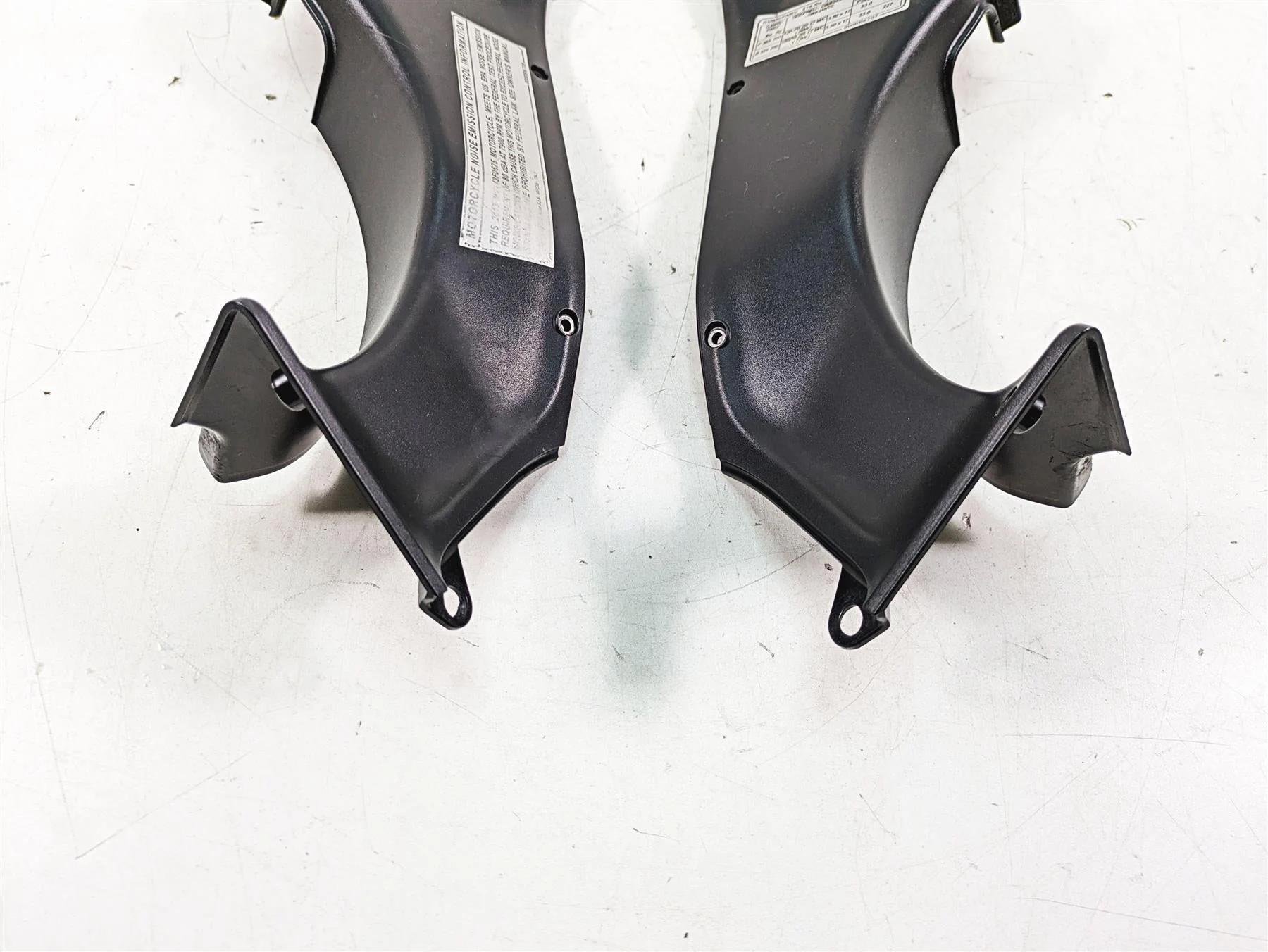 2013 MV Agusta F3 675 ERA Air Inlet Duct Cover Fairing Set 8000B5467 8000B5466 - Image 5