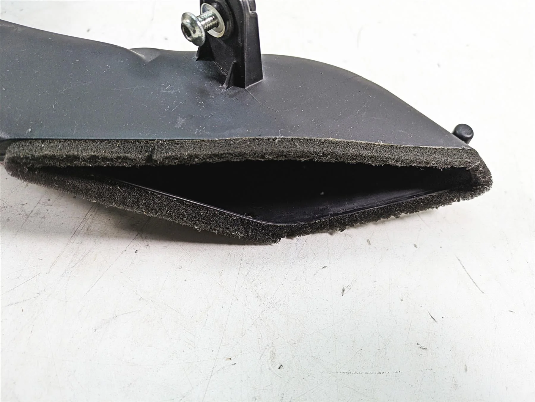 2013 MV Agusta F3 675 ERA Air Inlet Duct Scoop Ram Set 8A00B5465 8000B5464 - Image 12