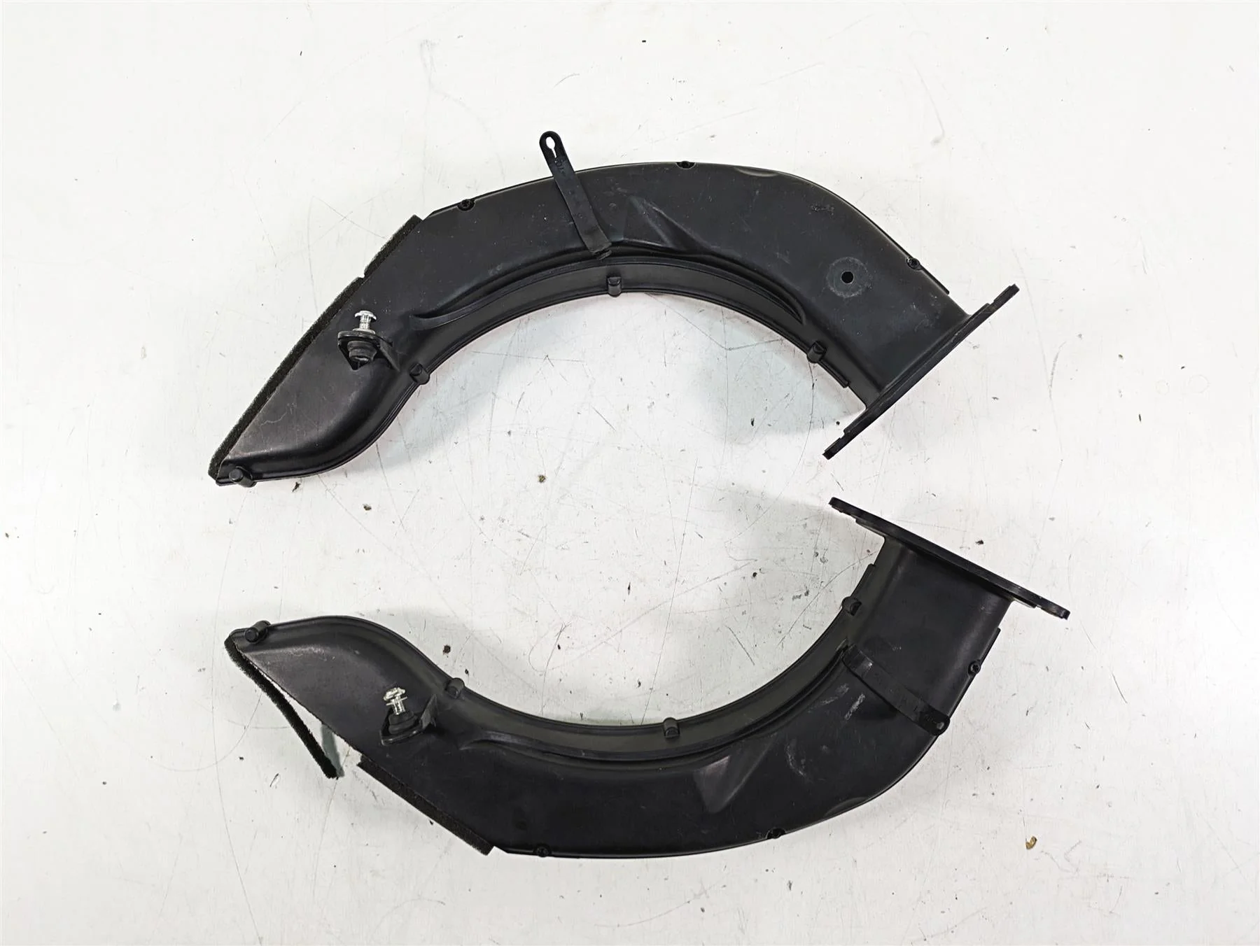 2013 MV Agusta F3 675 ERA Air Inlet Duct Scoop Ram Set 8A00B5465 8000B5464 - Image 5